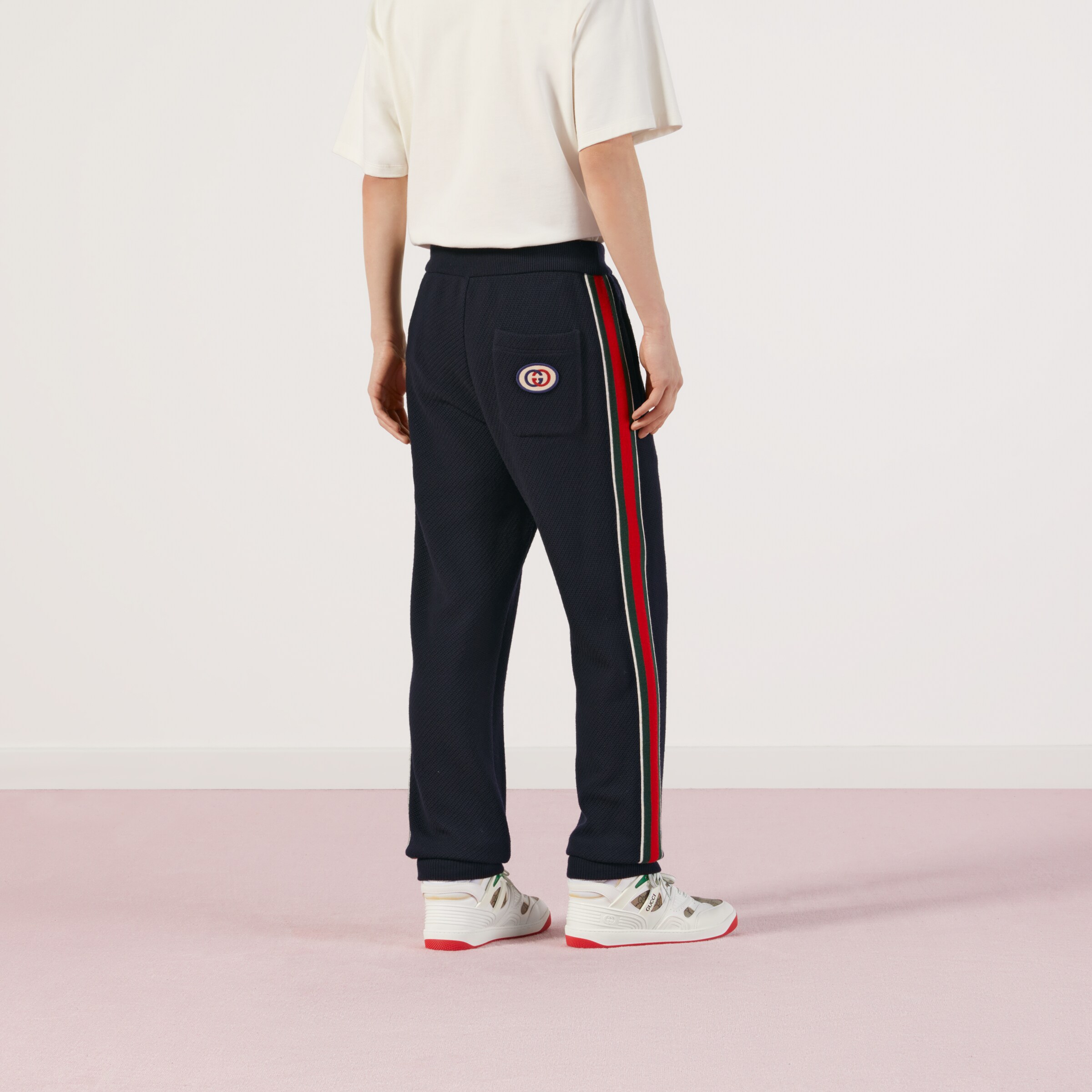 673329_XJDUW_4548_011_100_0000_Light-Wool-jersey-track-bottoms-with-Web.jpg