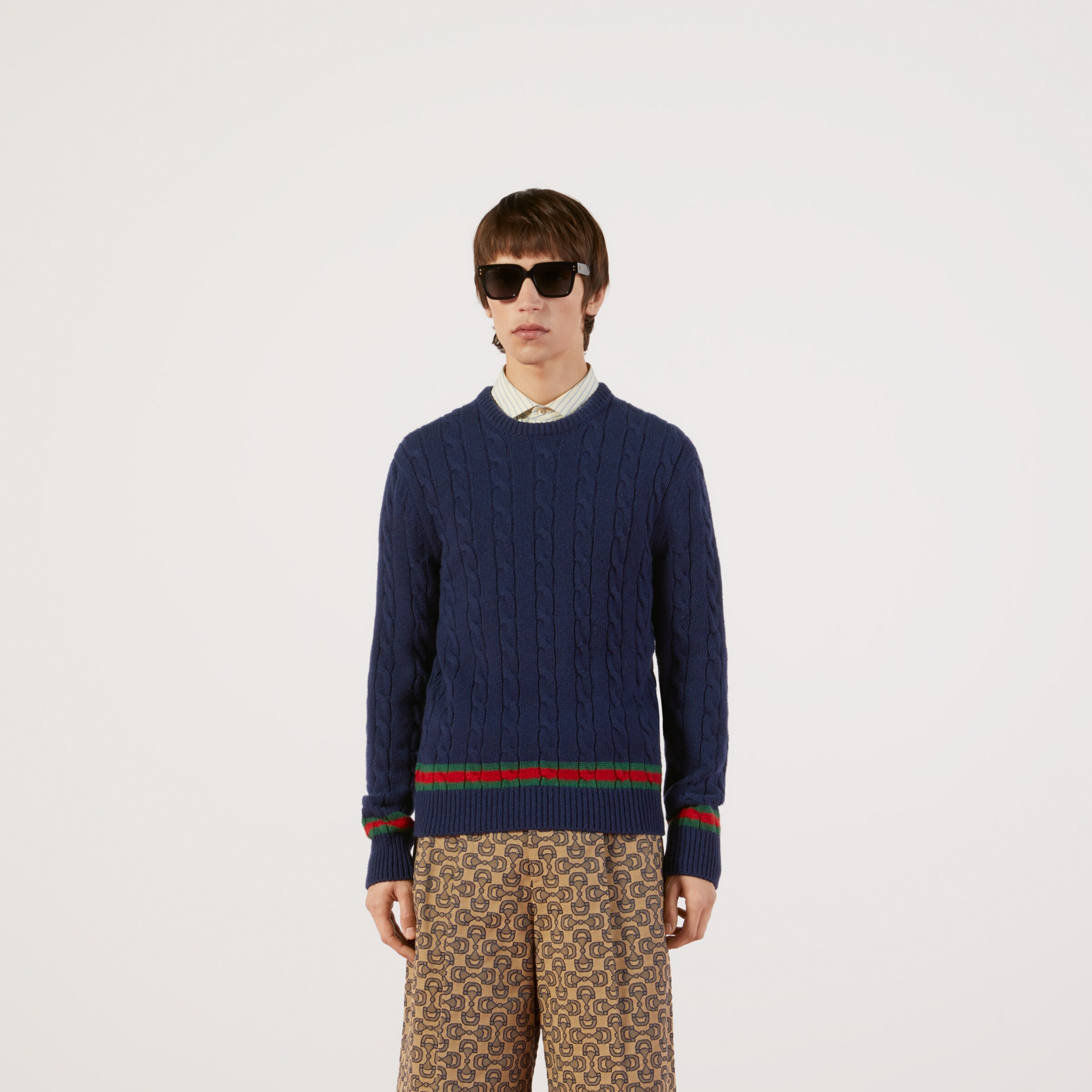 673489_XKB2N_4684_010_100_0000_Light-Cable-knit-jumper-with-Web.jpg