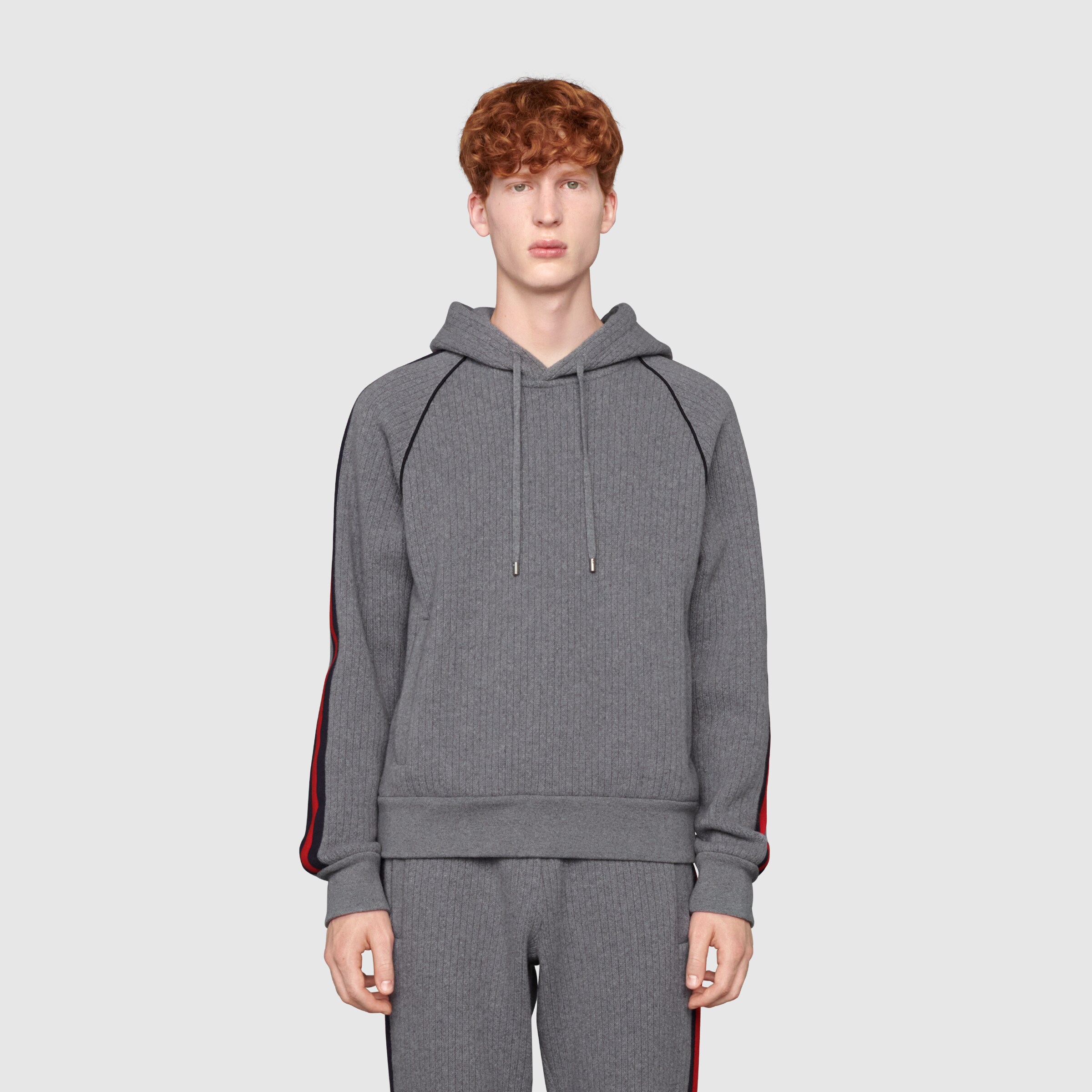 673623_XJDU4_1093_004_100_0000_Light-Hooded-sweatshirt-with-Web.jpg