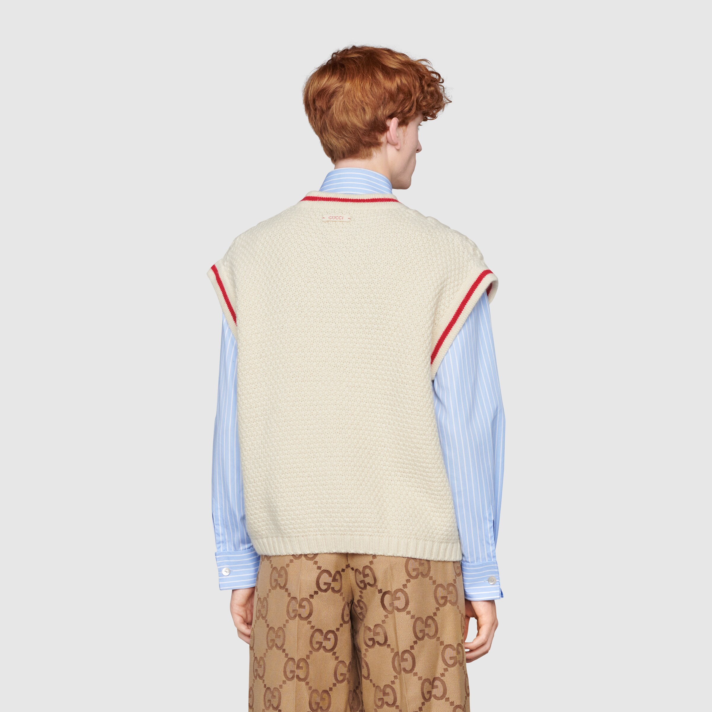 673687_XKB22_9118_005_100_0000_Light-Wool-cable-knit-vest.jpg