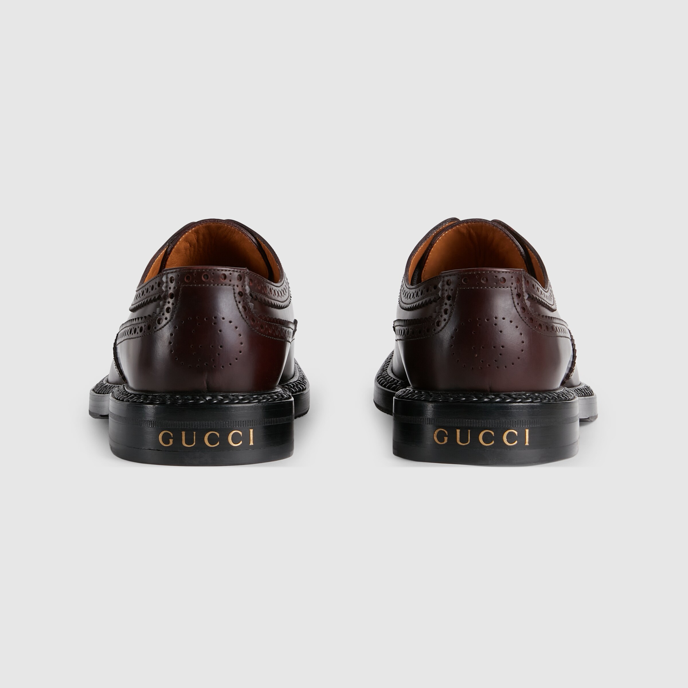 669830_0GQ00_6004_005_100_0000_Light-Mens-lace-up-shoe-with-brogue-details.jpg