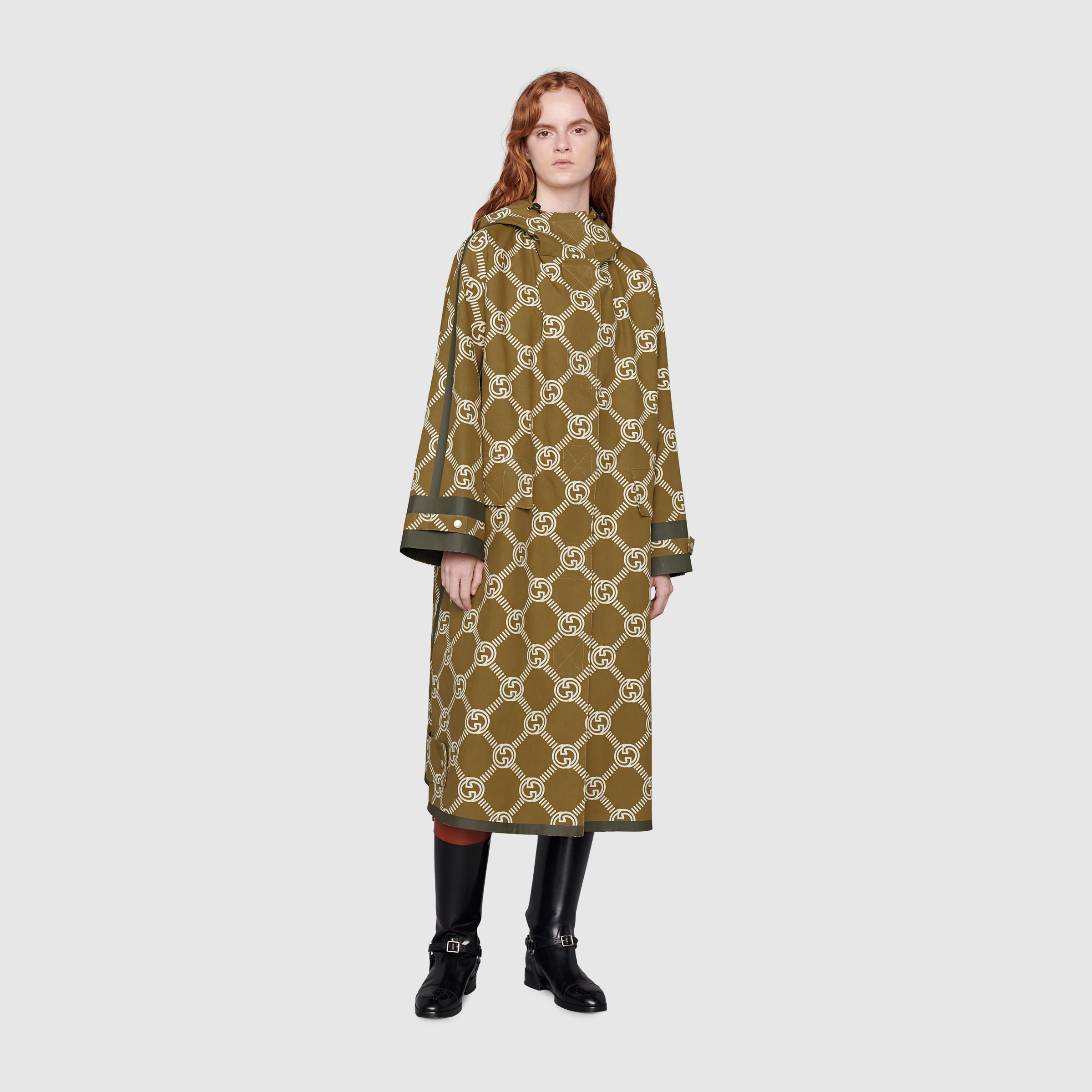 676415_ZAIBC_2255_004_100_0000_Light-Gucci-100-Interlocking-G-coat.jpg