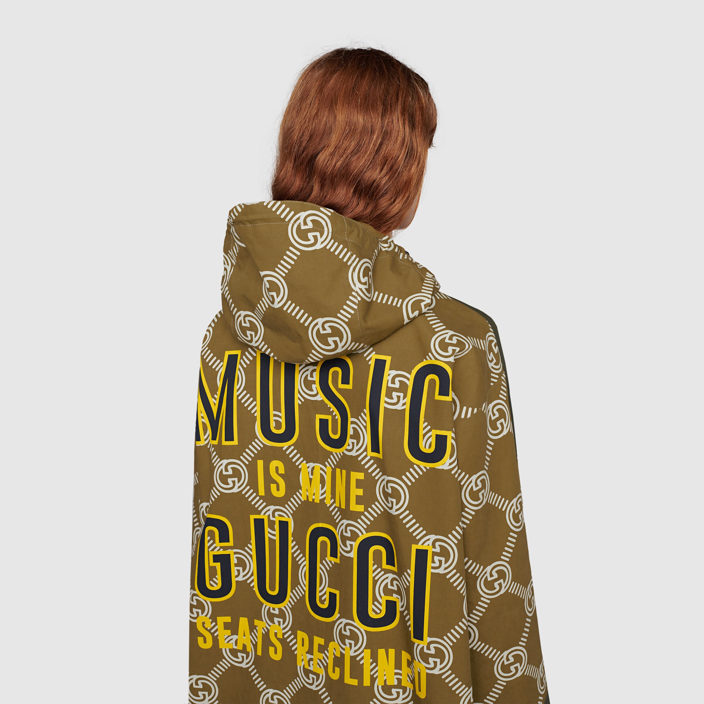 676415_ZAIBC_2255_010_100_0000_Light-Gucci-100-Interlocking-G-coat.jpg