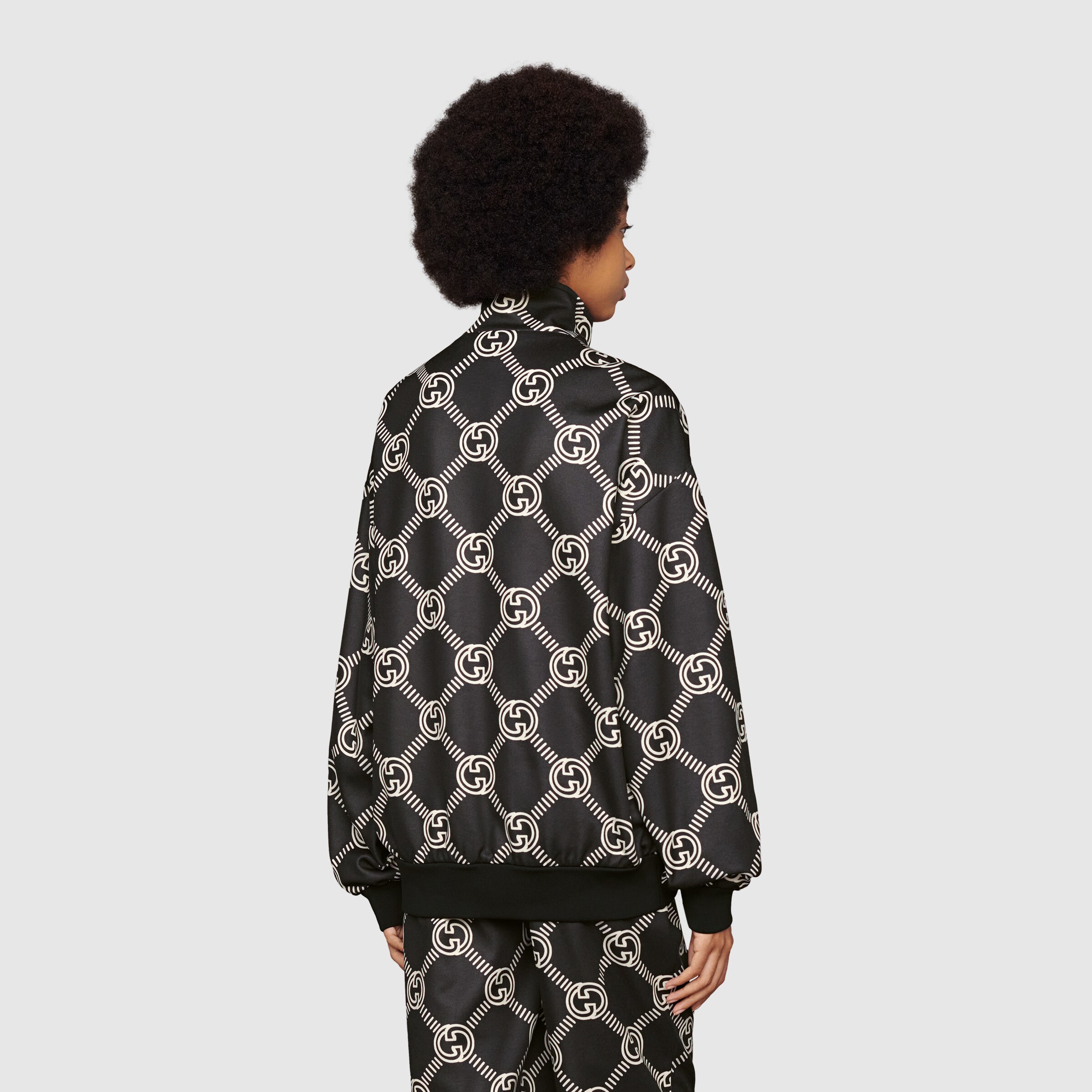 681271_XJD1I_1289_005_100_0000_Light-Interlocking-G-zip-jacket.jpg