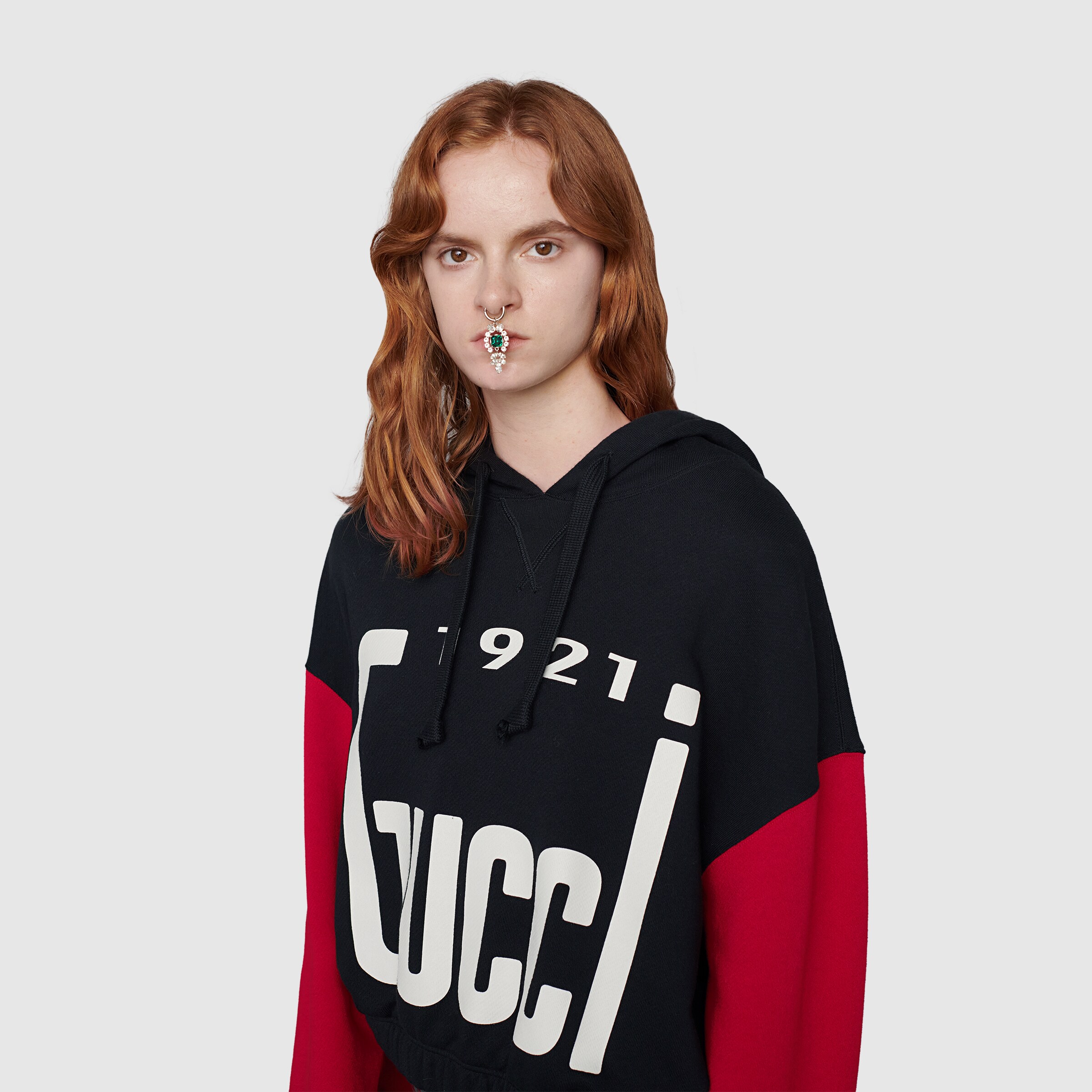 671507_XJDRT_1082_010_100_0000_Light-1921-Gucci-cotton-sweatshirt.jpg