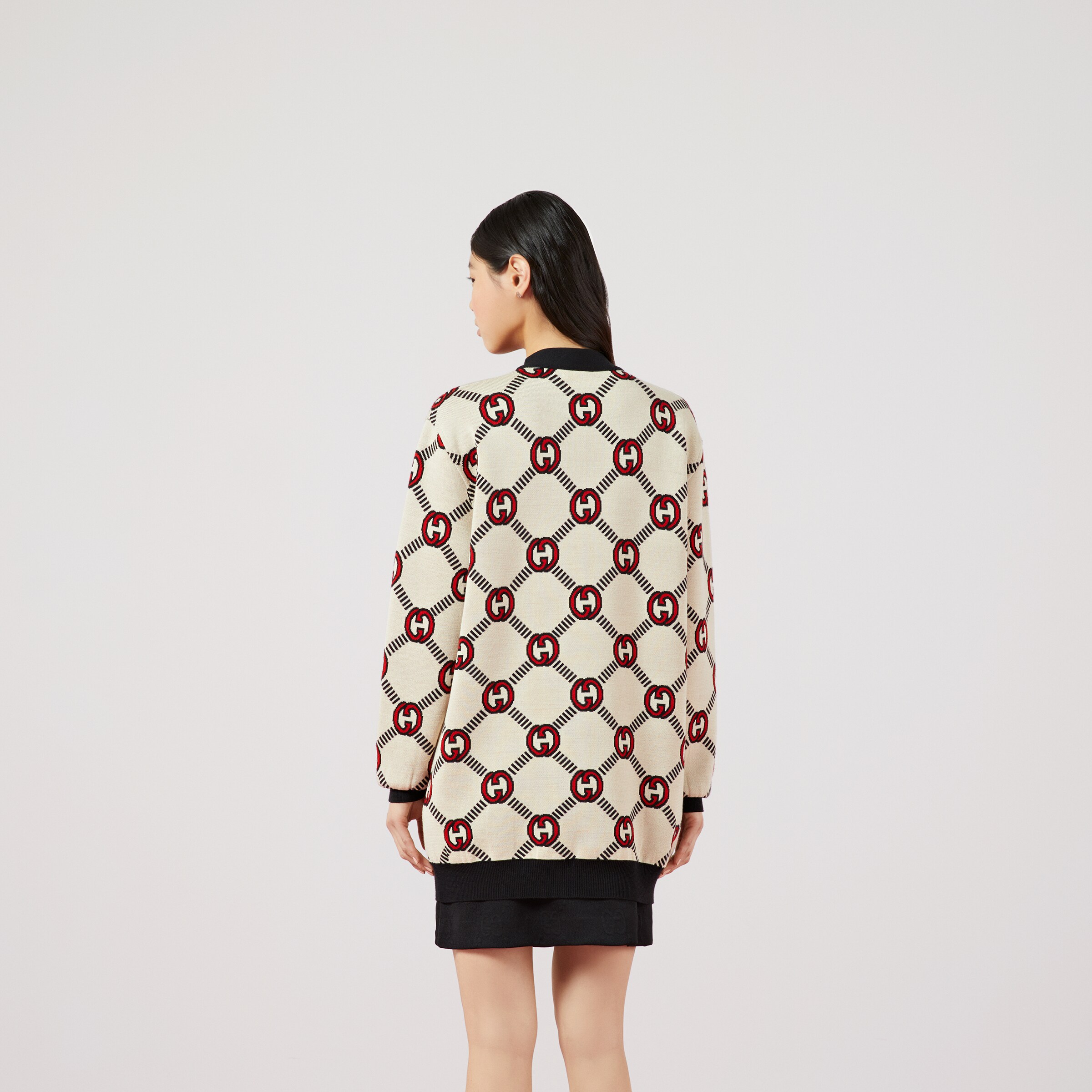 678308_XKB7T_9194_011_100_0000_Light-Reversible-Interlocking-G-wool-cardigan.jpg