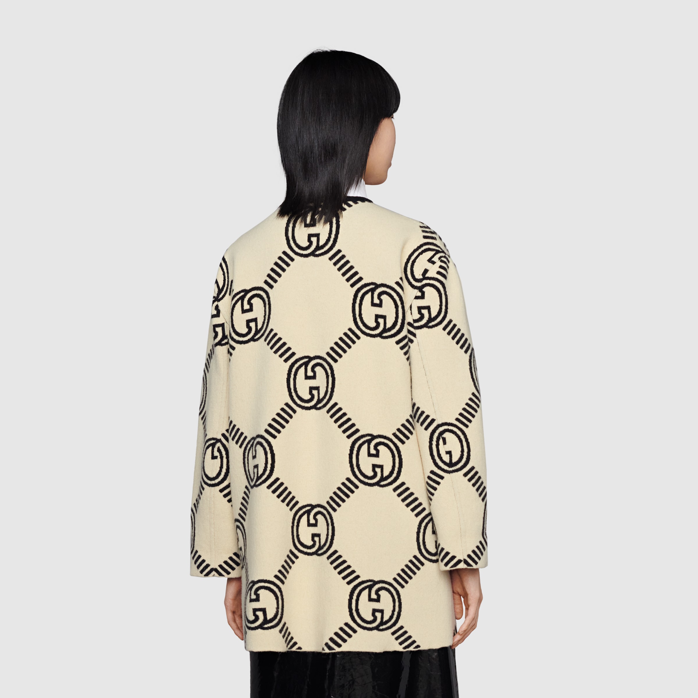 678318_XKB5T_9192_005_100_0000_Light-Reversible-Interlocking-G-wool-cardigan.jpg
