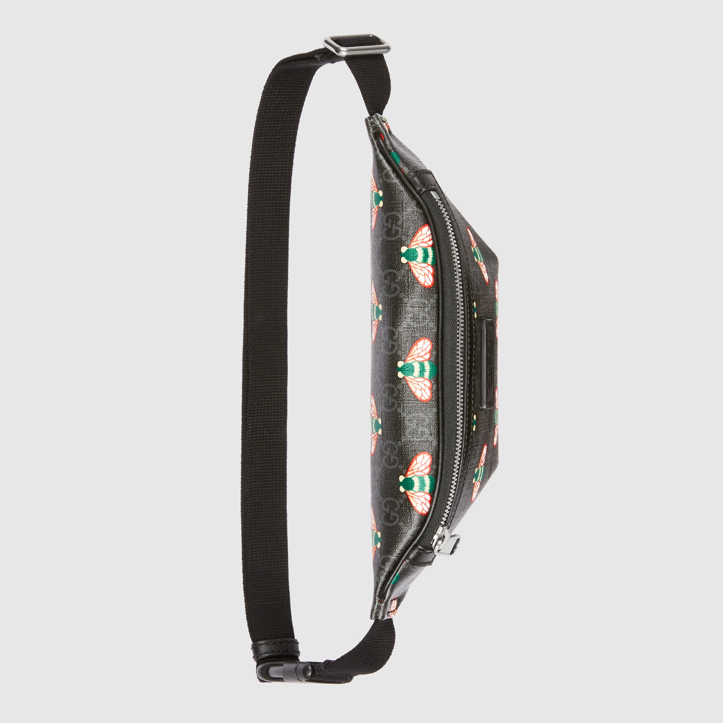 675181_UIEBN_1058_006_058_0000_Light-Gucci-Bestiary-belt-bag-with-bees.jpg