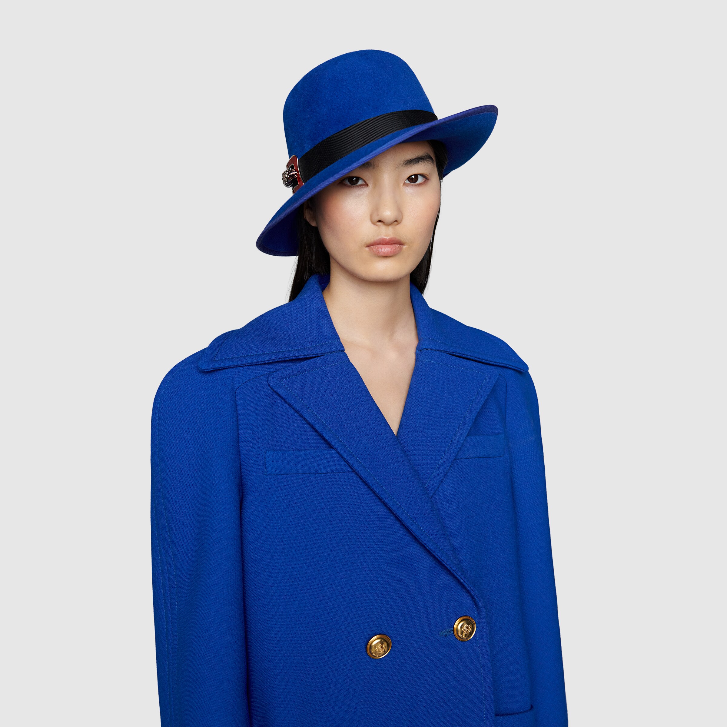 669523_ZHW10_4096_010_100_0000_Light-Double-breasted-coat-with-pleats.jpg