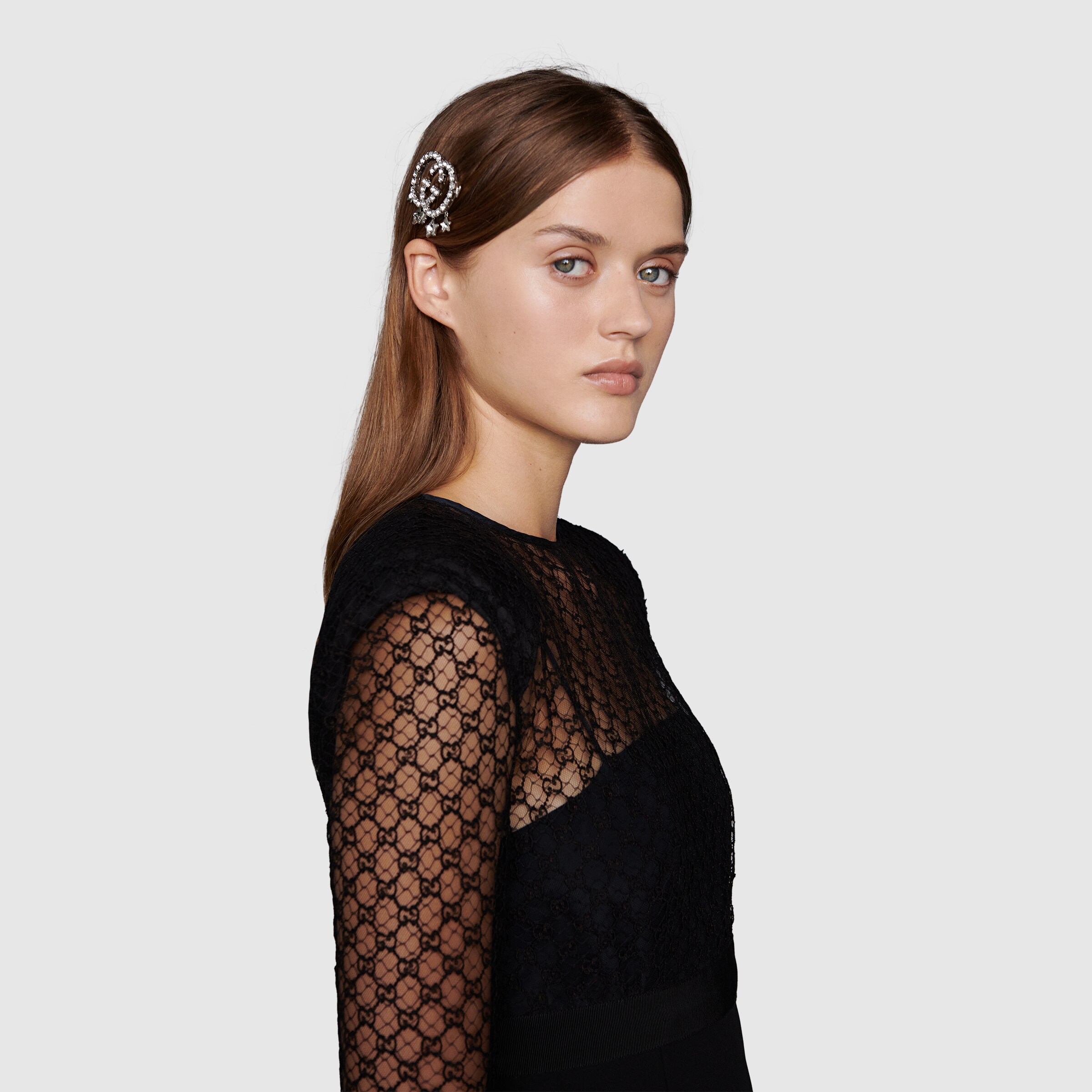 679008_J3F42_8162_008_100_0000_Light-Interlocking-G-crystal-hair-slide.jpg