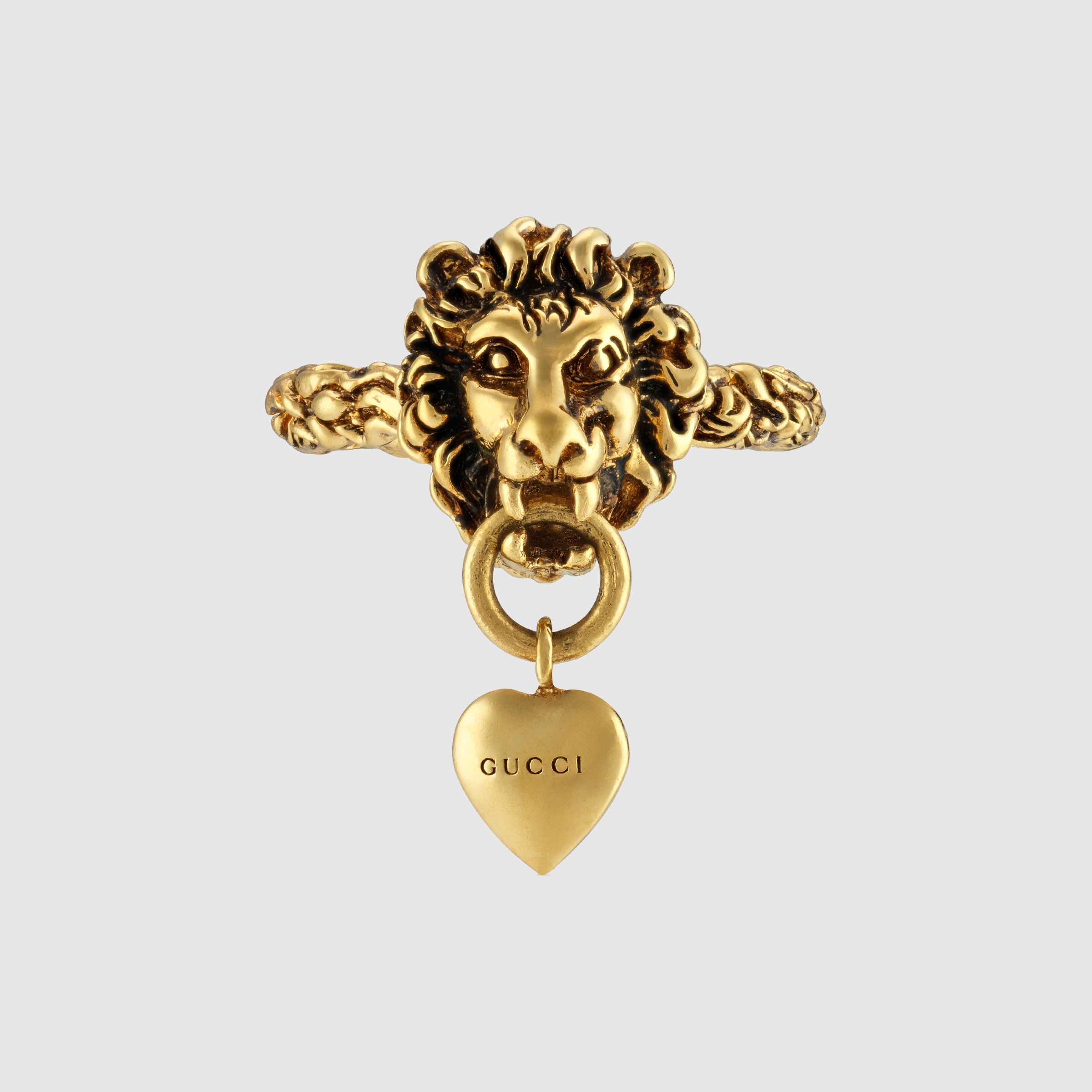 645628_I4600_0933_001_100_0000_Light-Lion-head-and-heart-ring.jpg