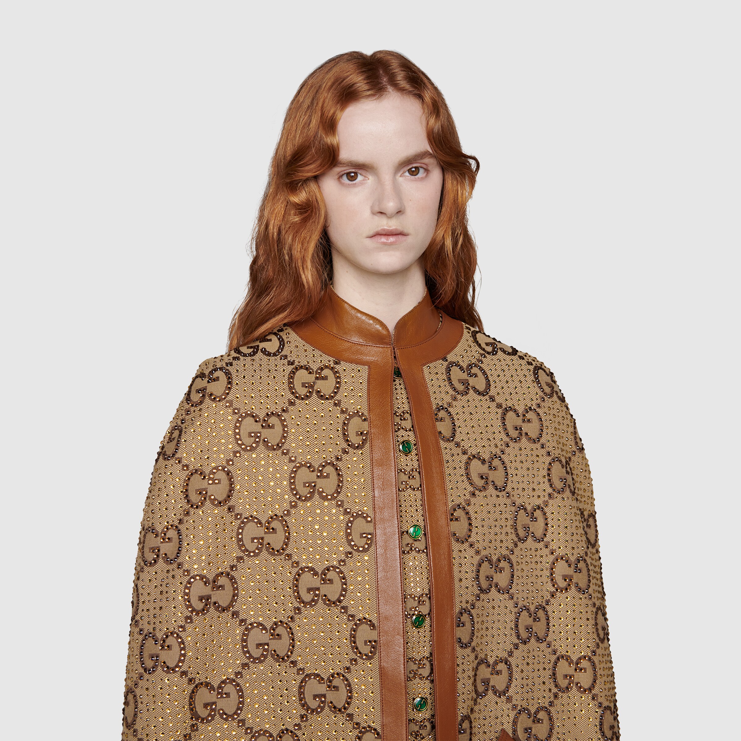 680471_Z8AVM_2184_010_100_0000_Light-Crystal-jumbo-GG-cape-coat.jpg