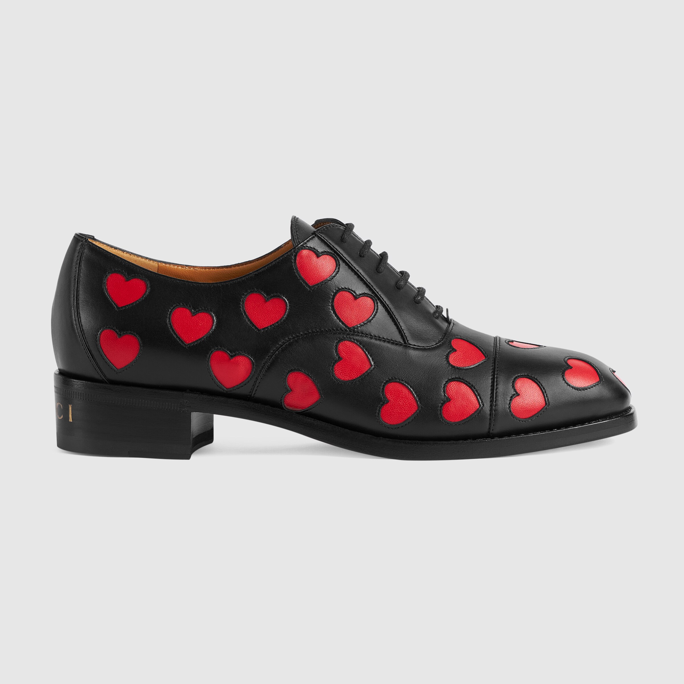 676861_1W6H0_1191_001_100_0000_Light-Womens-lace-up-shoes-with-hearts.jpg