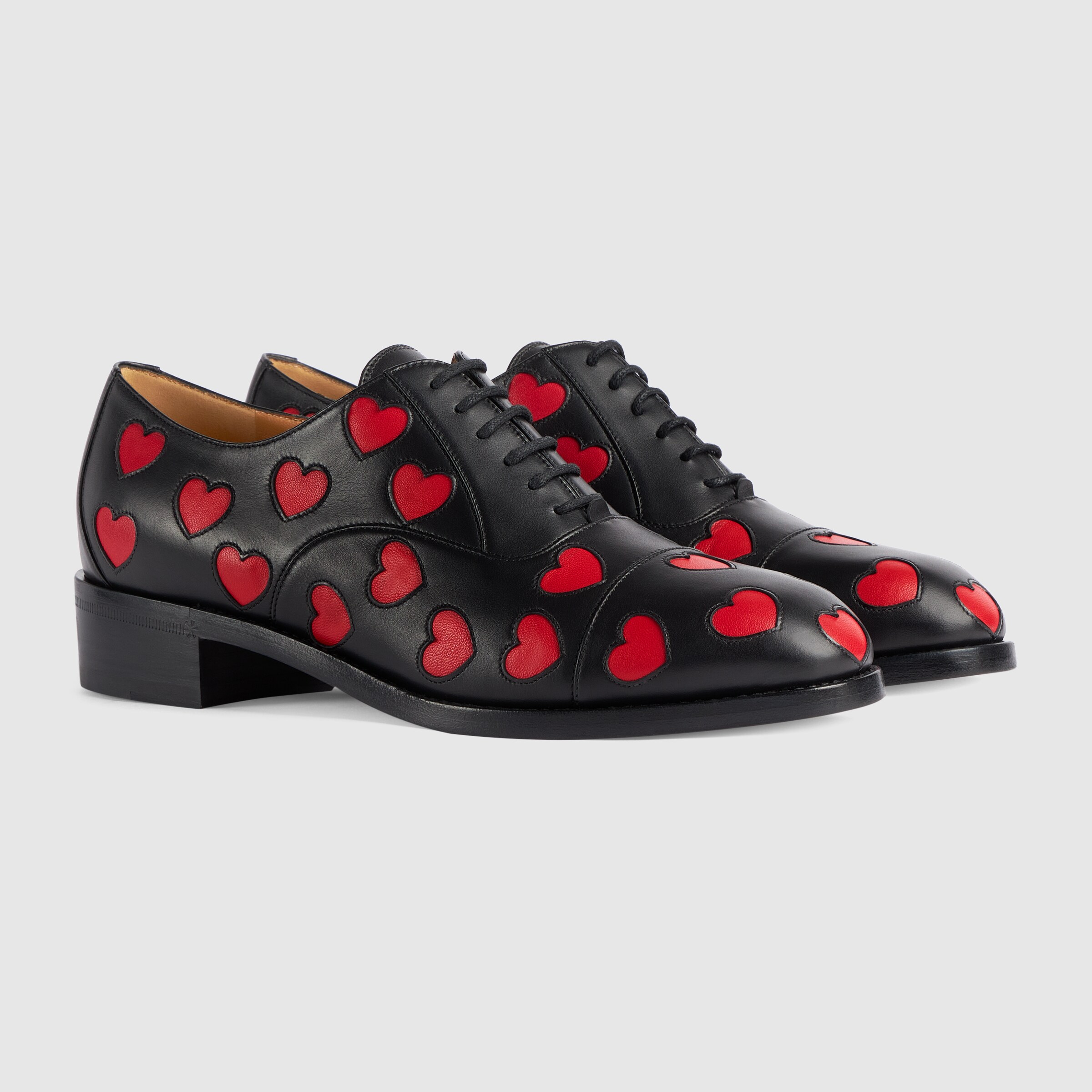 676861_1W6H0_1191_002_100_0000_Light-Womens-lace-up-shoes-with-hearts.jpg