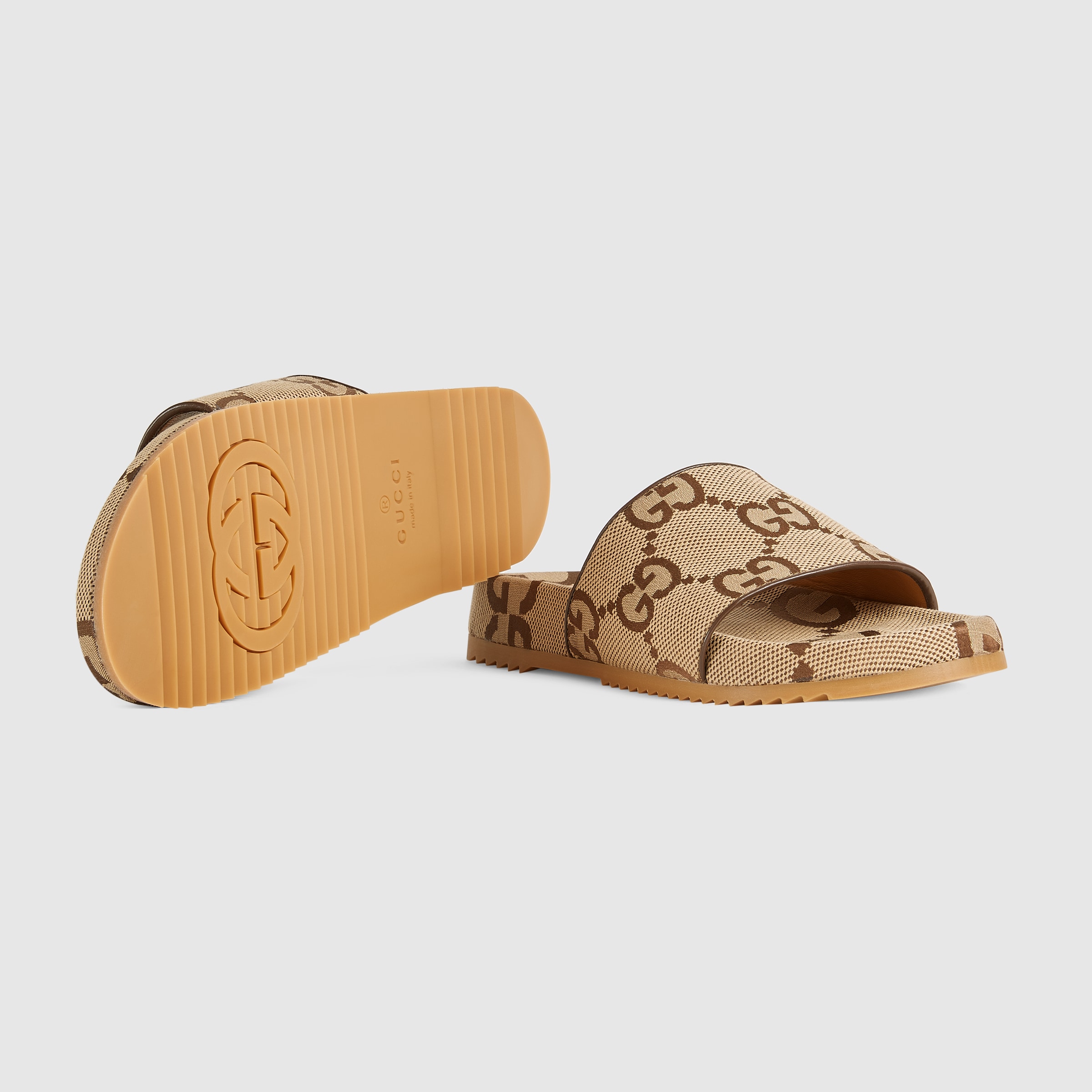 624695_UKOD0_2673_006_100_0000_Light-Mens-maxi-GG-canvas-slide-sandal.jpg