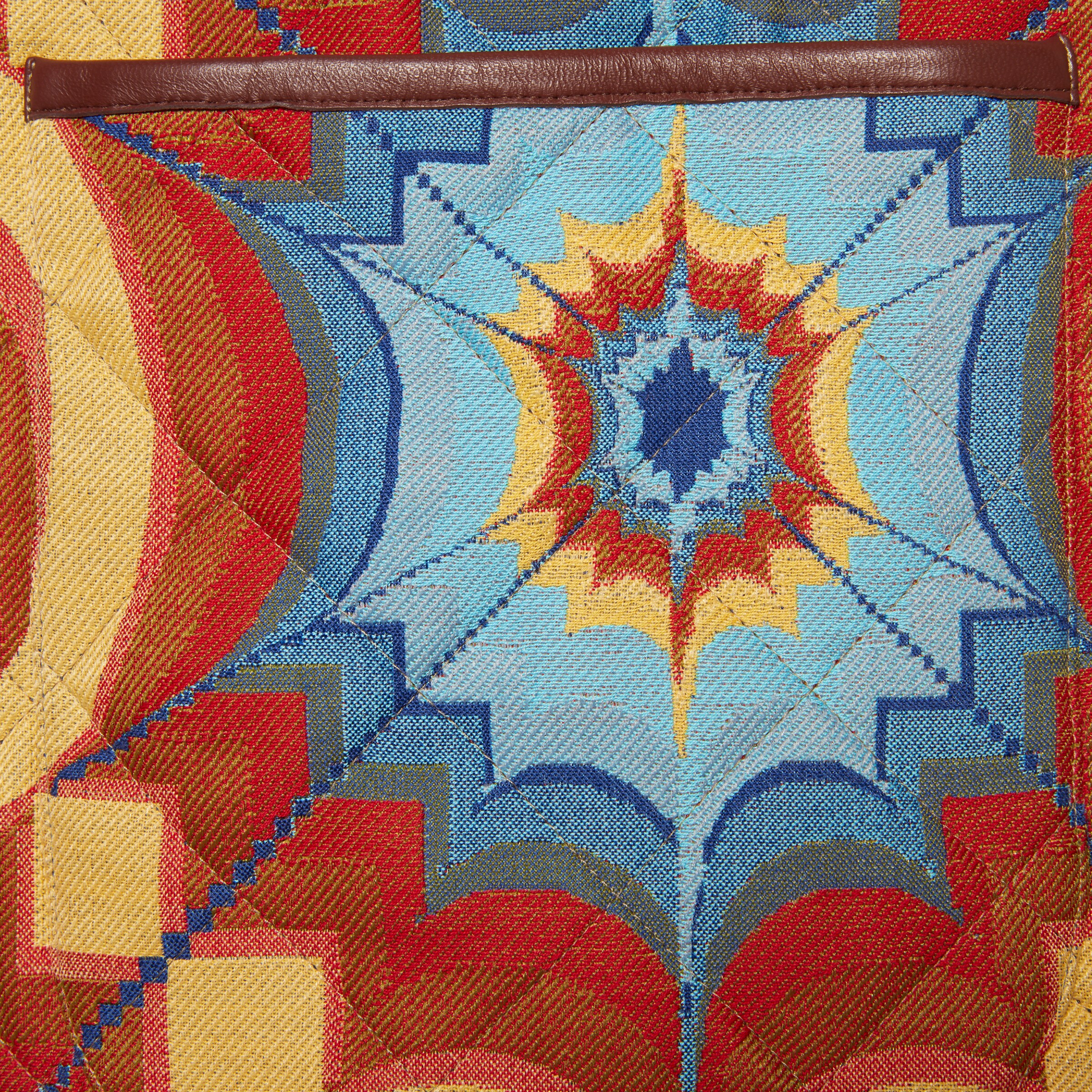 672213_Z8ATD_7187_013_100_0000_Light-GG-kaleidoscope-vest.jpg