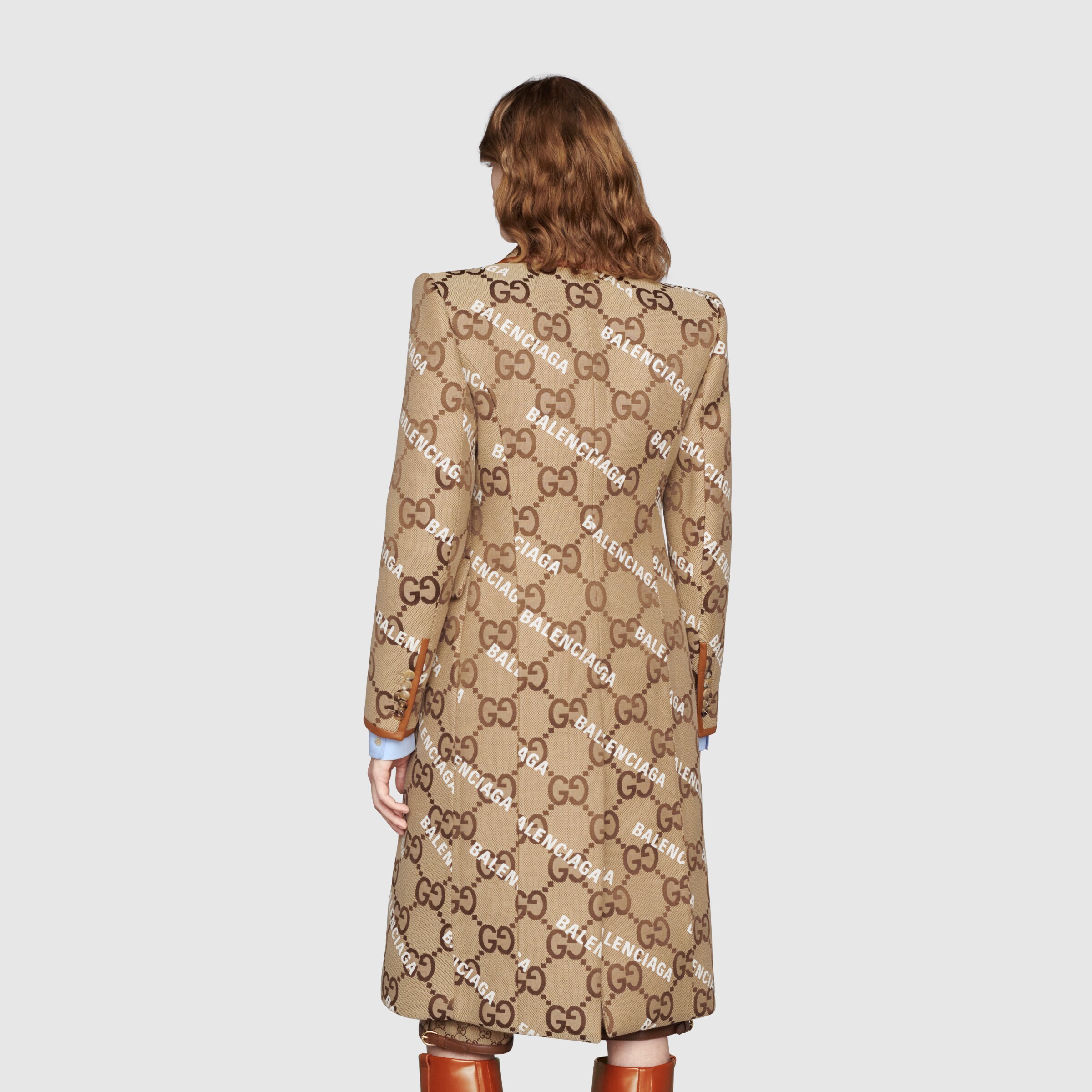676015_Z8AS6_2190_005_100_0000_Light-The-Hacker-Project-jumbo-GG-coat.jpg