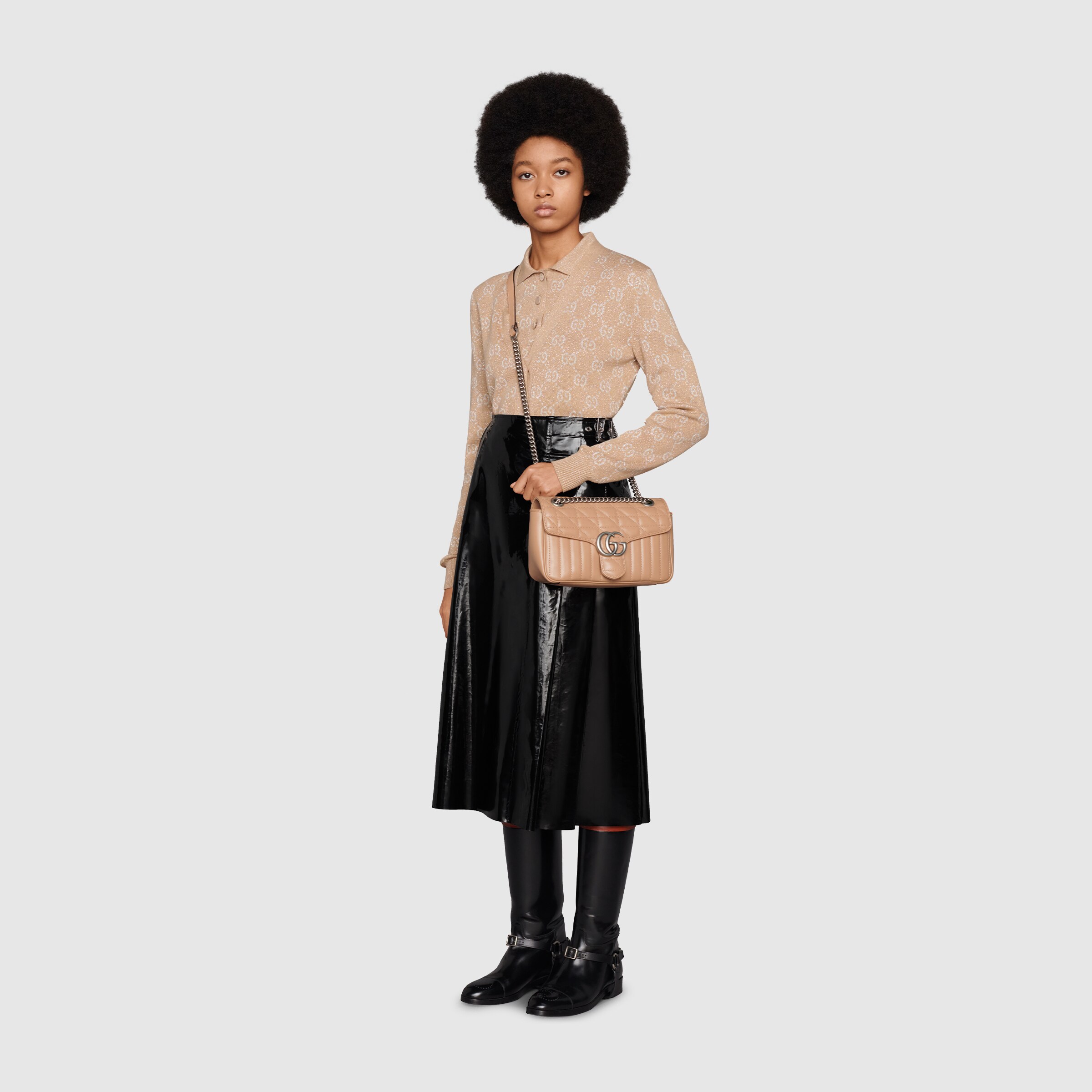 443497_UM8AN_2754_011_100_0000_Light-GG-Marmont-small-shoulder-bag.jpg