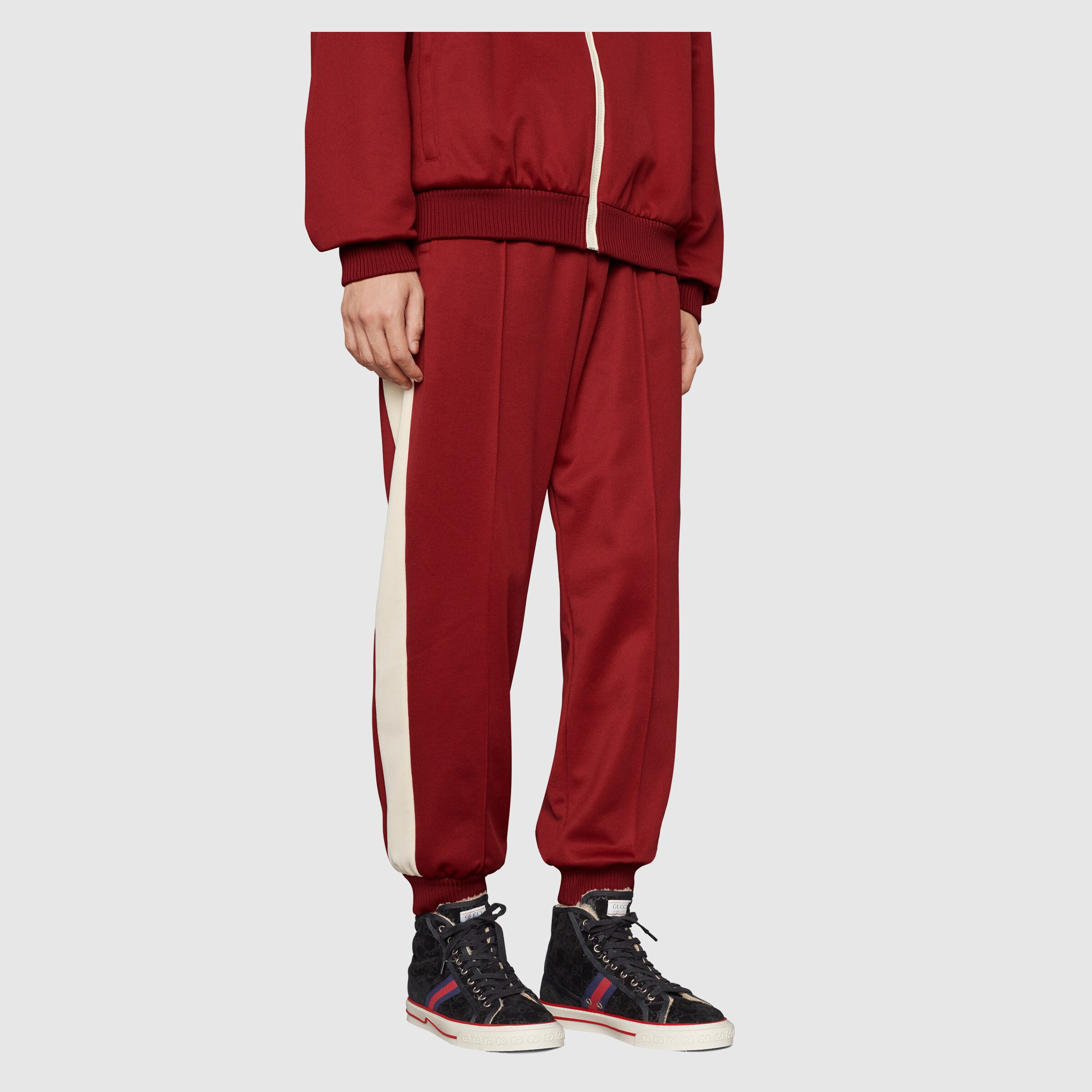 649335_UJ510_1076_008_100_0000_Light-Mens-Gucci-Tennis-1977-sneaker.jpg