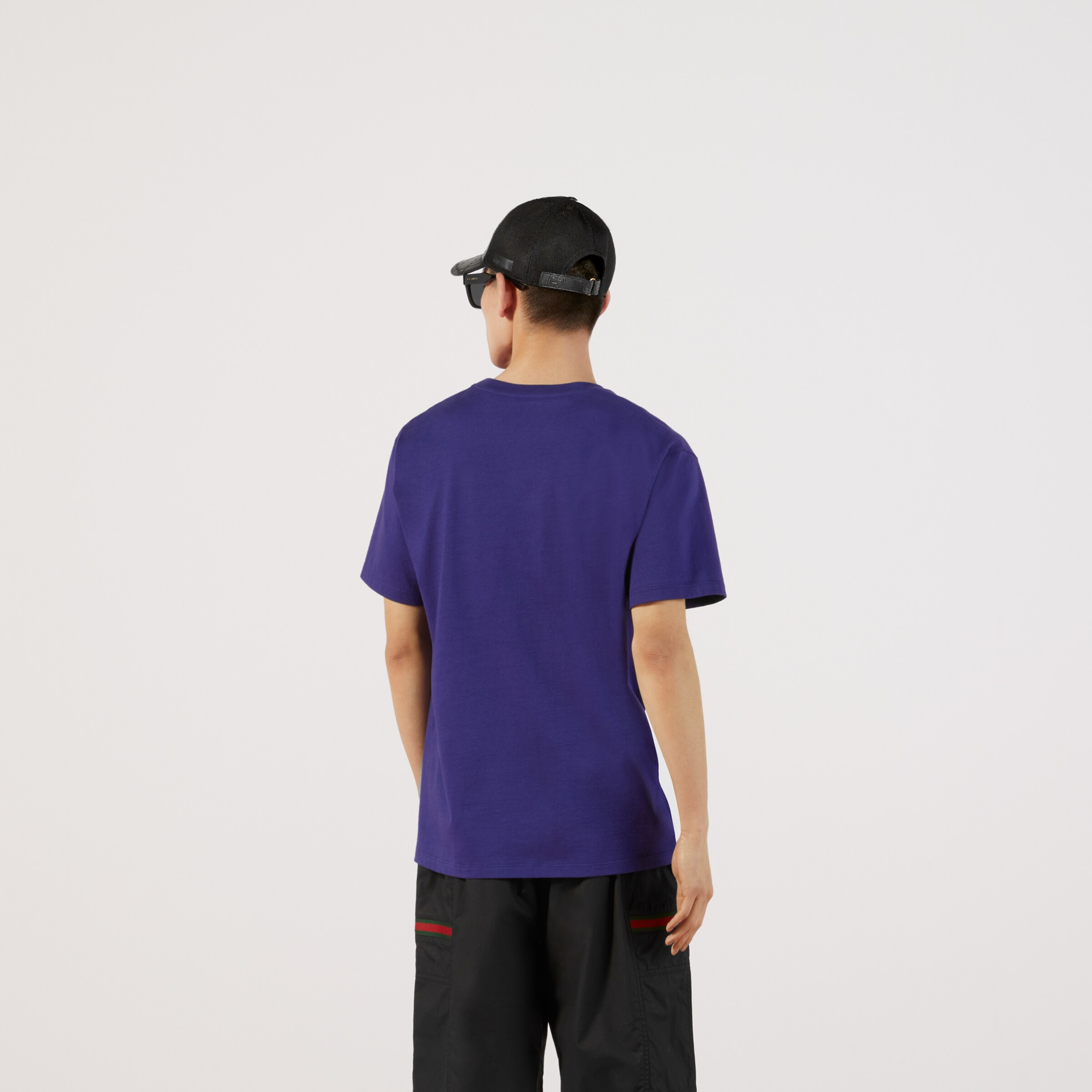 673710_XJDVI_4456_011_100_0000_Light-Cotton-T-shirt-with-embroidery.jpg