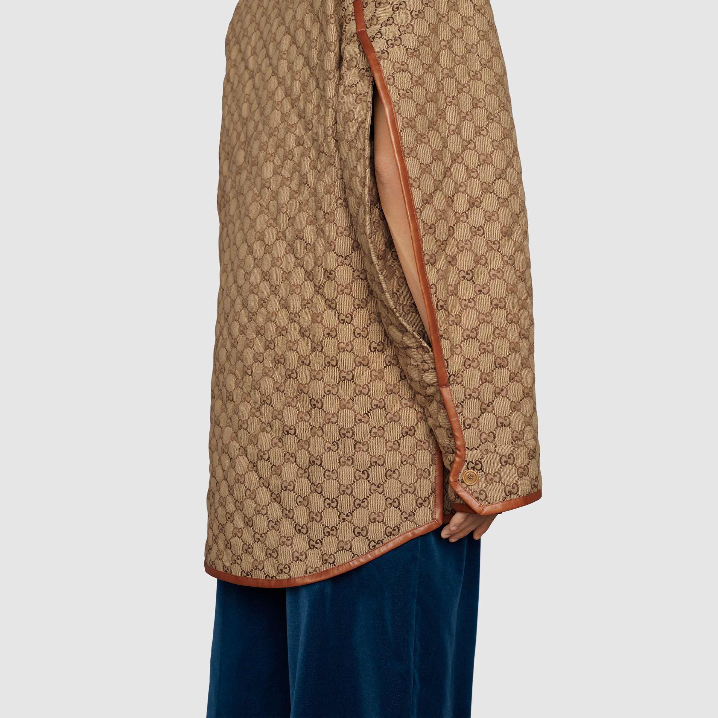 672218_Z8AU7_2190_012_100_0000_Light-Quilted-GG-canvas-shirt.jpg