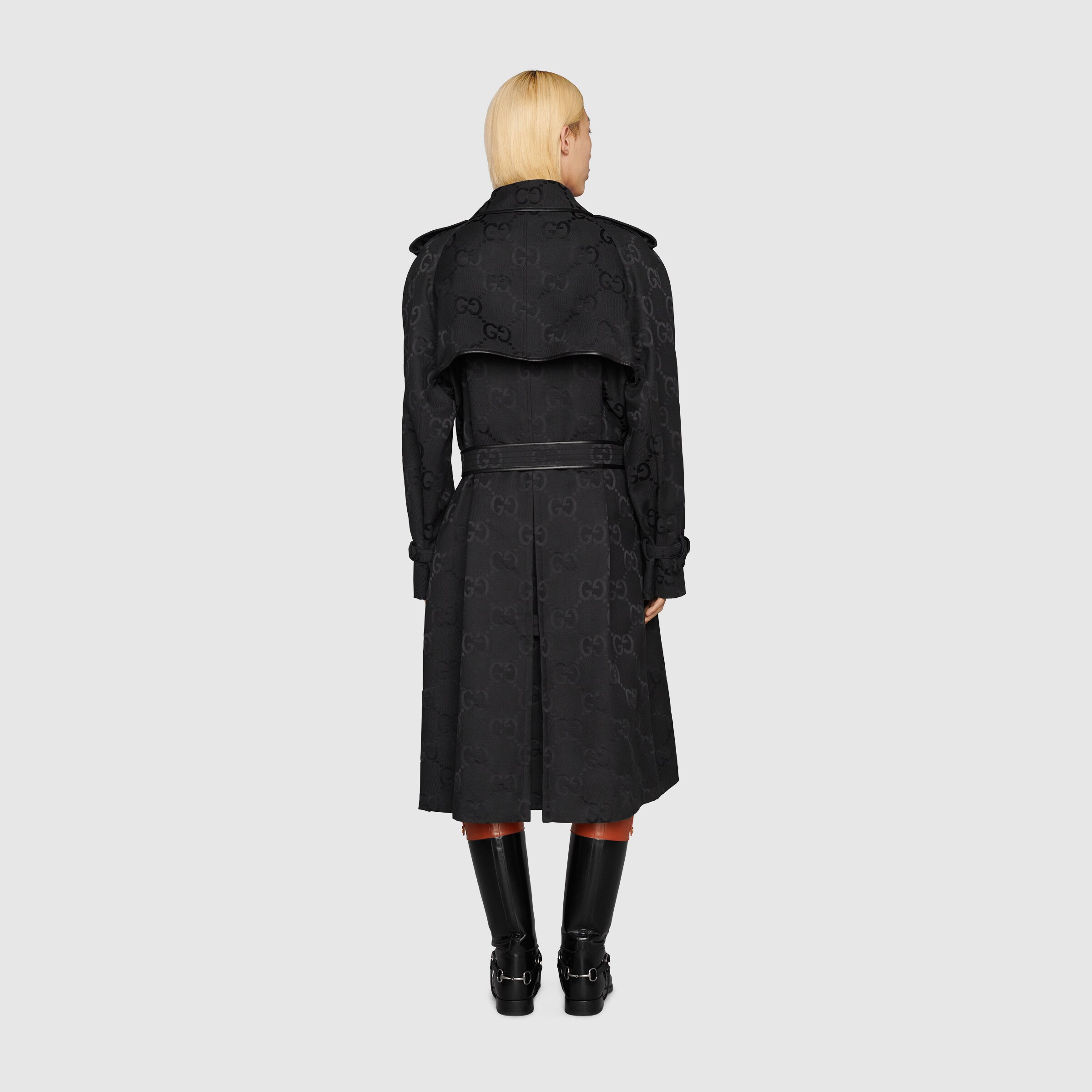 681036_Z8AVU_1000_005_100_0000_Light-Jumbo-GG-canvas-coat.jpg