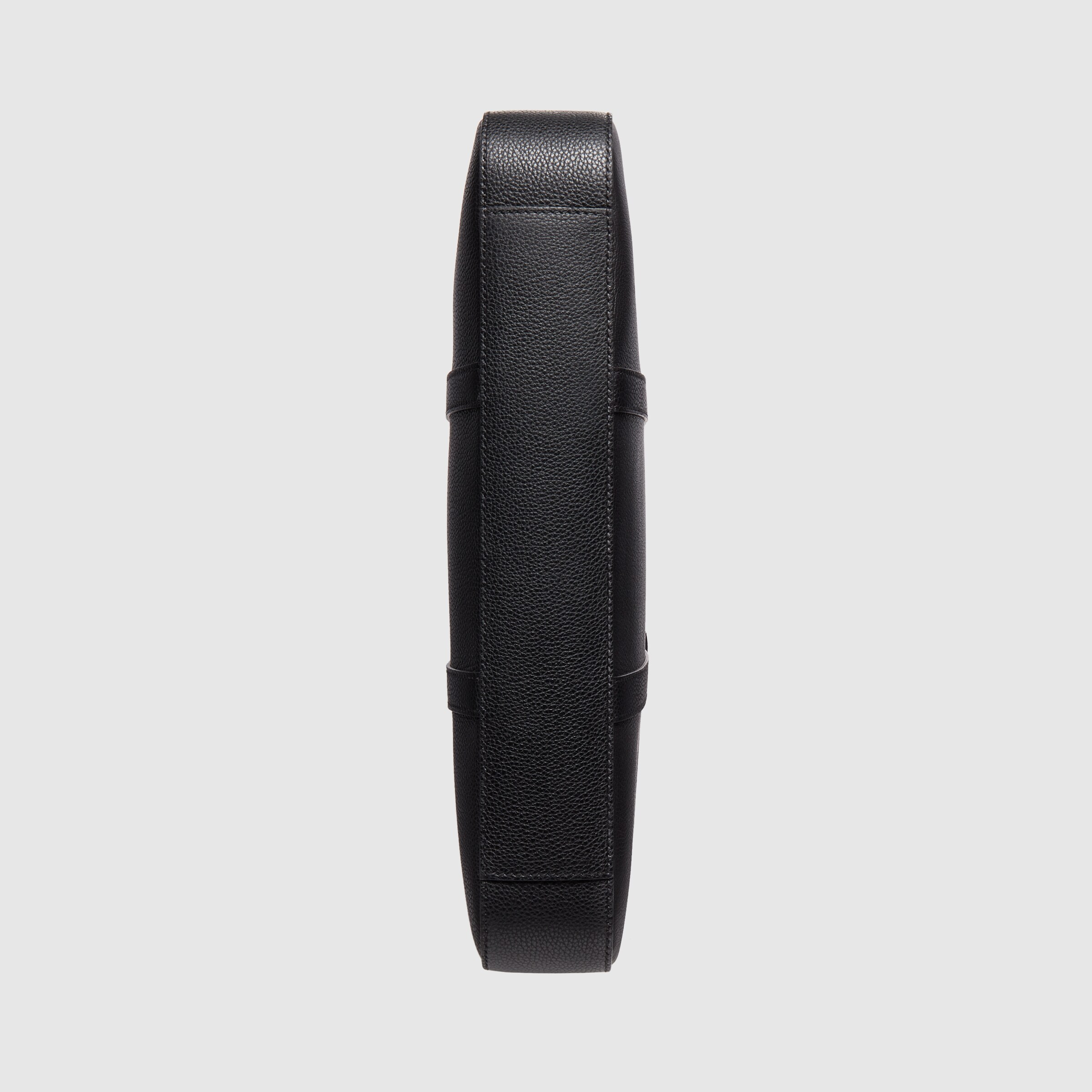 674174_0E8JN_1000_009_070_0000_Light-Business-case-with-Gucci-logo.jpg