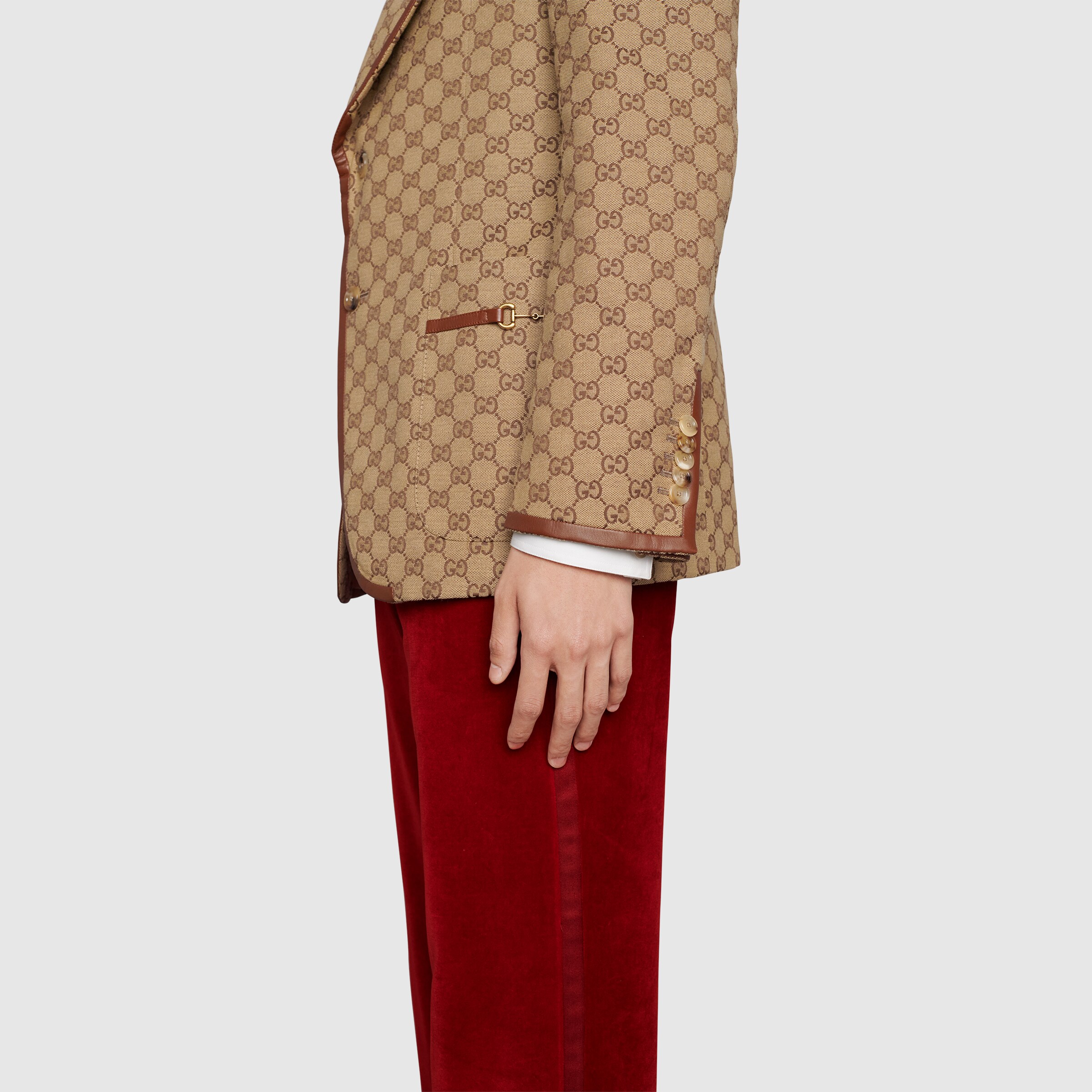 668049_Z8ARW_2190_012_100_0000_Light-GG-canvas-jacket.jpg
