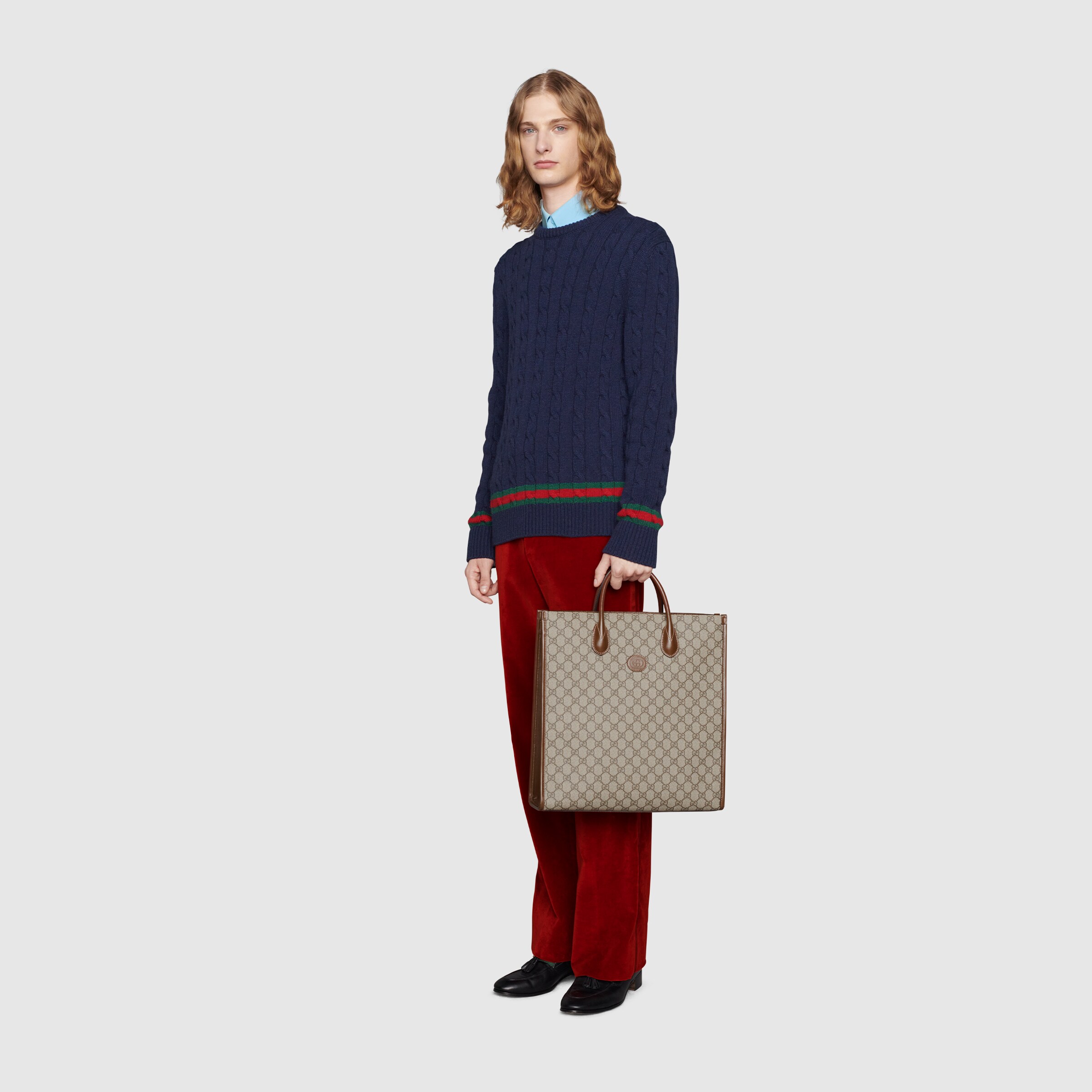 674155_92THG_8563_005_100_0000_Light-Medium-tote-with-Interlocking-G.jpg