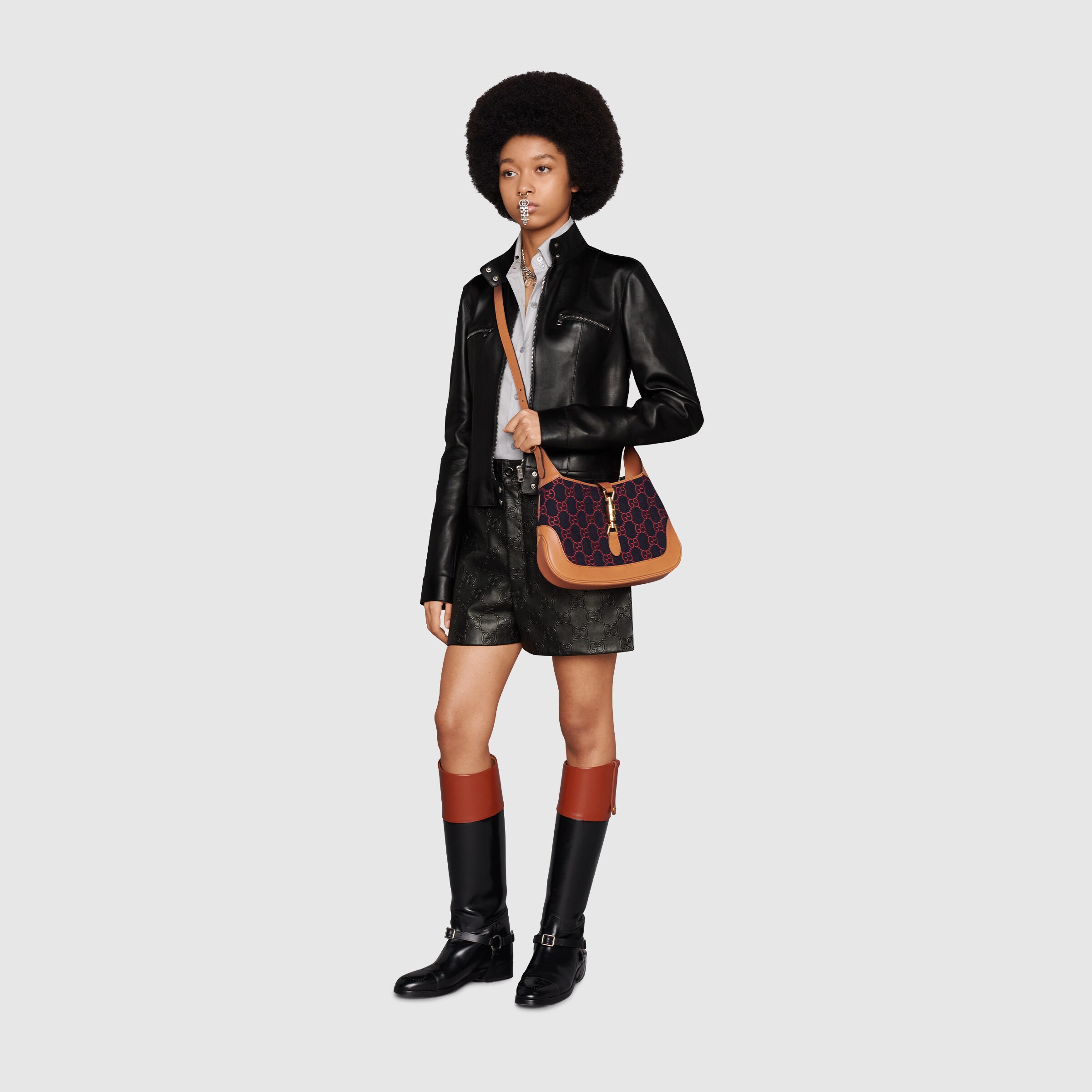 636706_HS3OG_8703_011_100_0000_Light-Jackie-1961-small-shoulder-bag.jpg