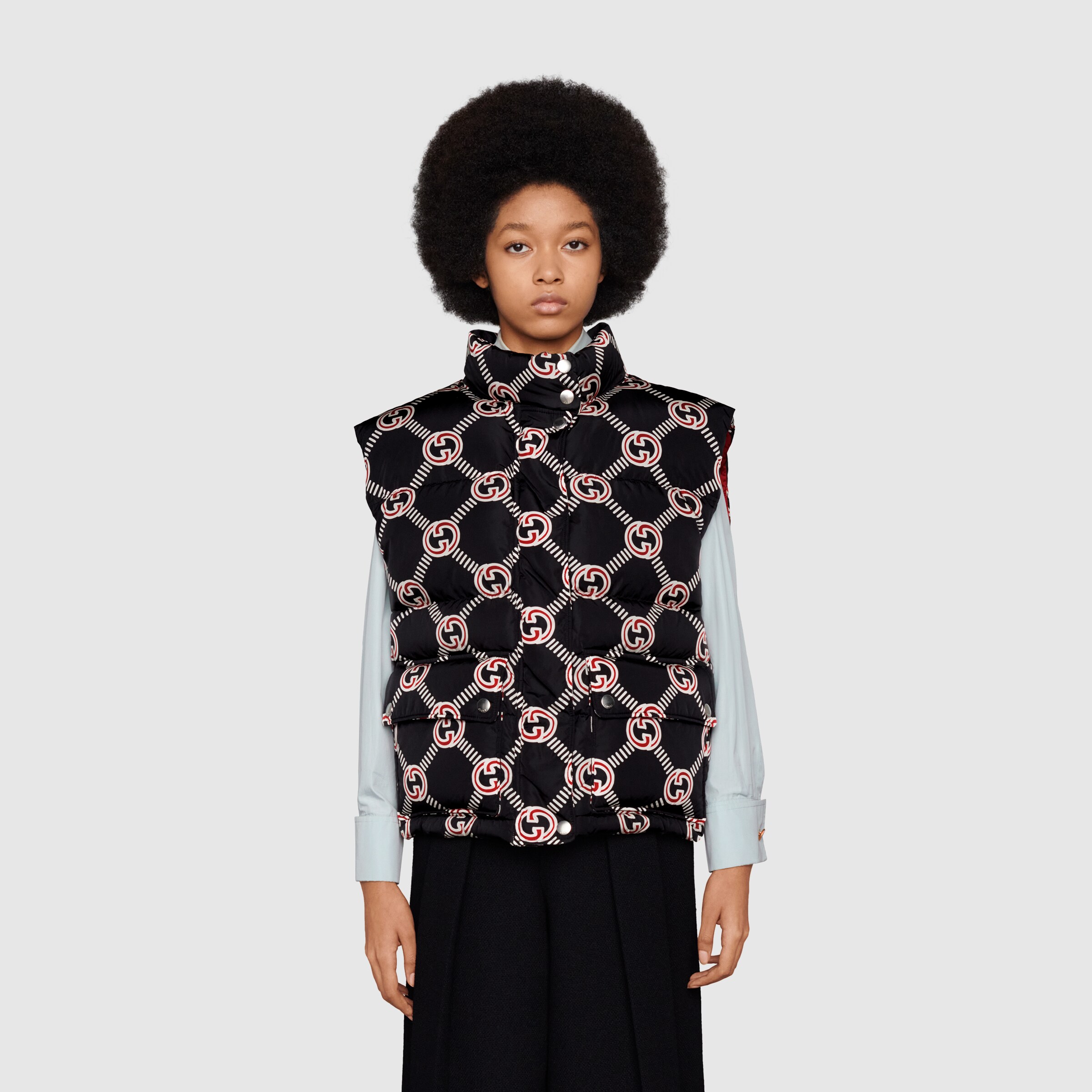 665137_Z8AS4_1072_004_100_0000_Light-Interlocking-G-down-padded-vest.jpg