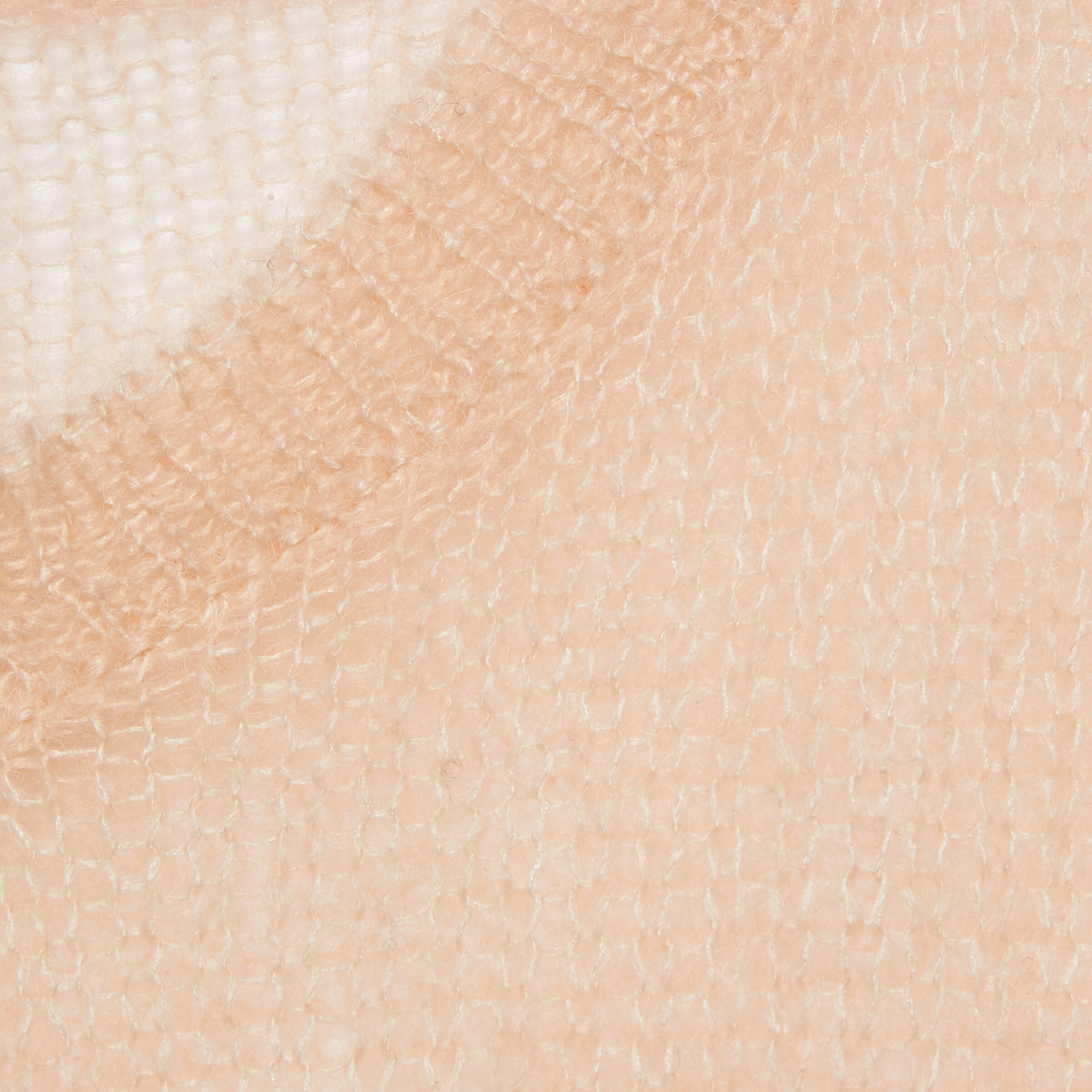 670625_XKB1V_9136_011_100_0000_Light-Silk-mohair-jumper-with-feathers.jpg