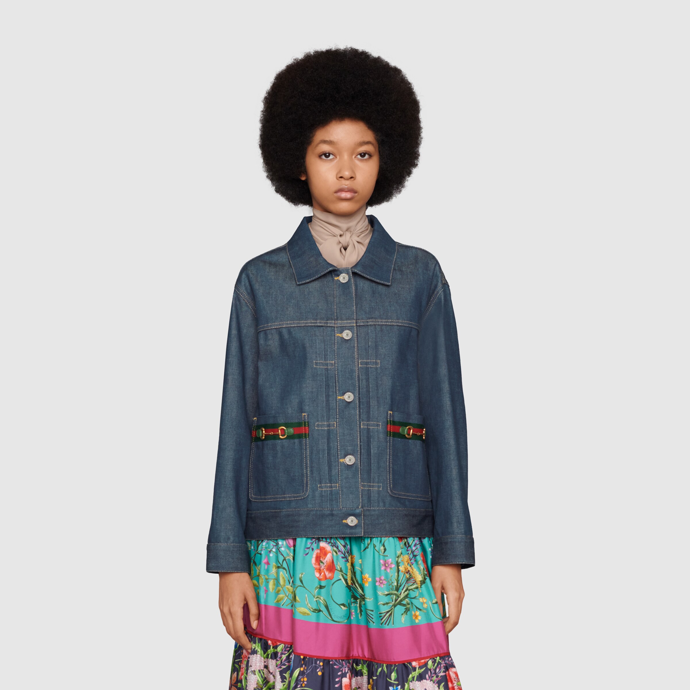 677254_XDBUT_4759_004_100_0000_Light-Gucci-100-denim-jacket.jpg