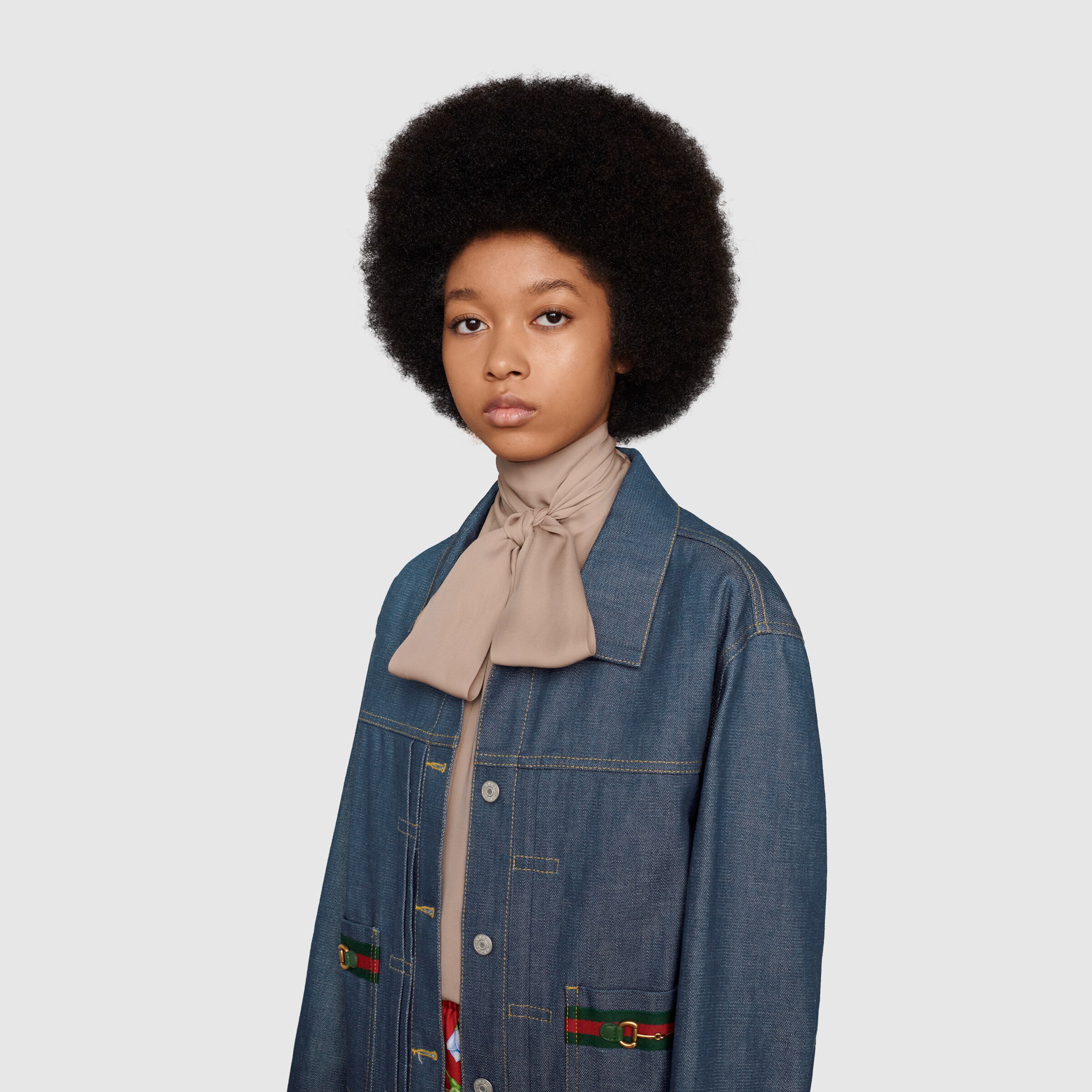 677254_XDBUT_4759_010_100_0000_Light-Gucci-100-denim-jacket.jpg