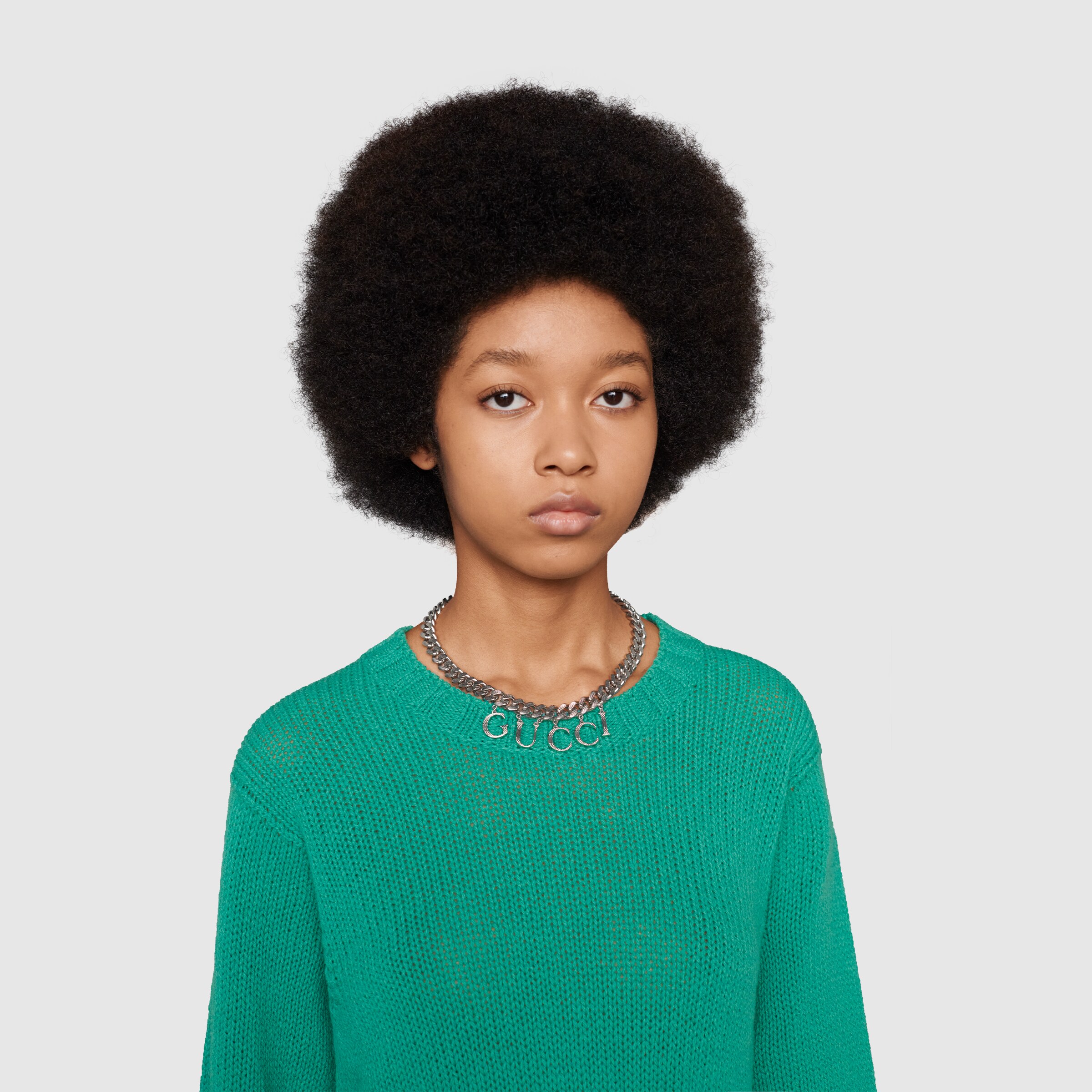 675769_I4601_0926_008_100_0000_Light-Necklace-with-Gucci-script.jpg