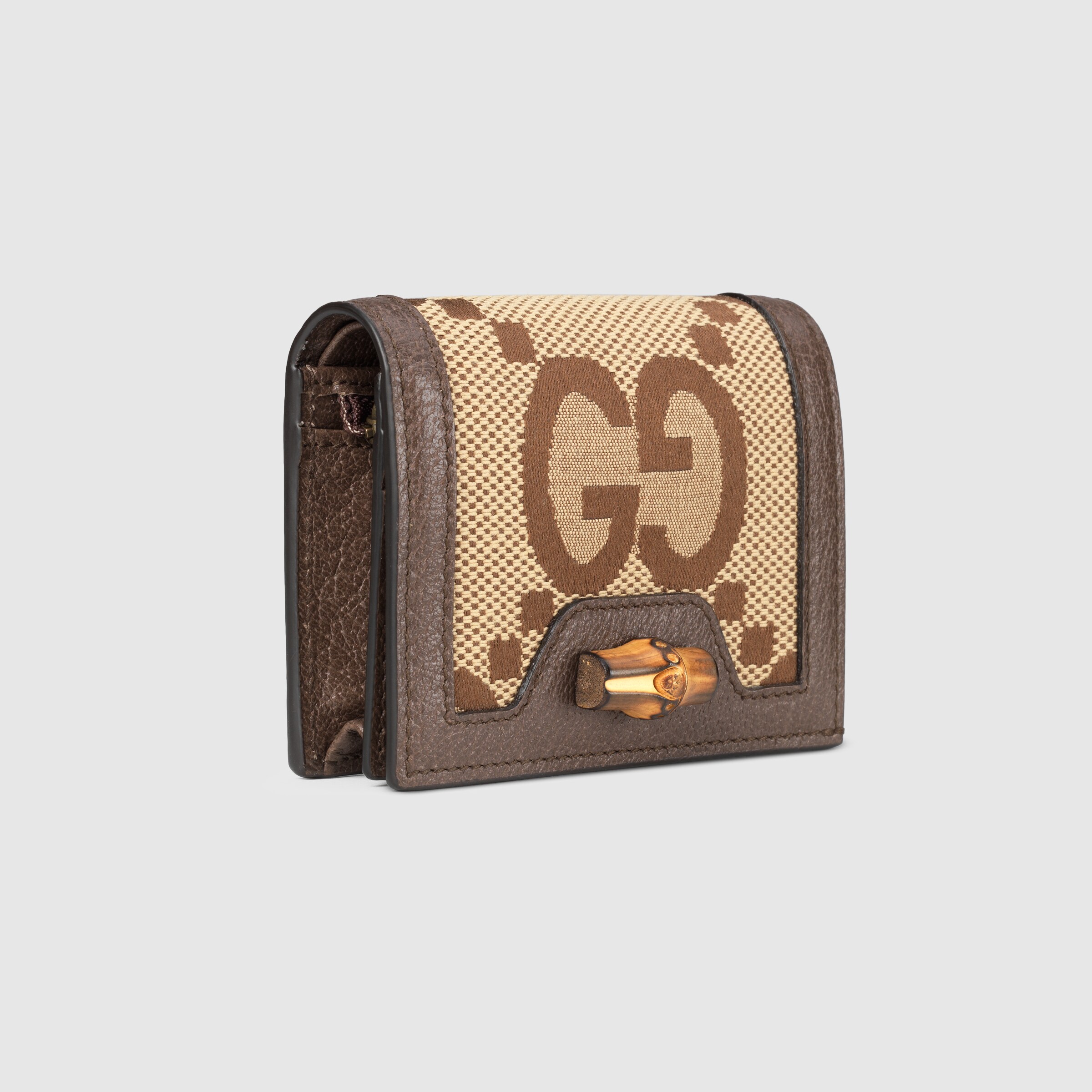 658244_UKMBT_2572_004_100_0000_Light-Gucci-Diana-jumbo-GG-card-case.jpg