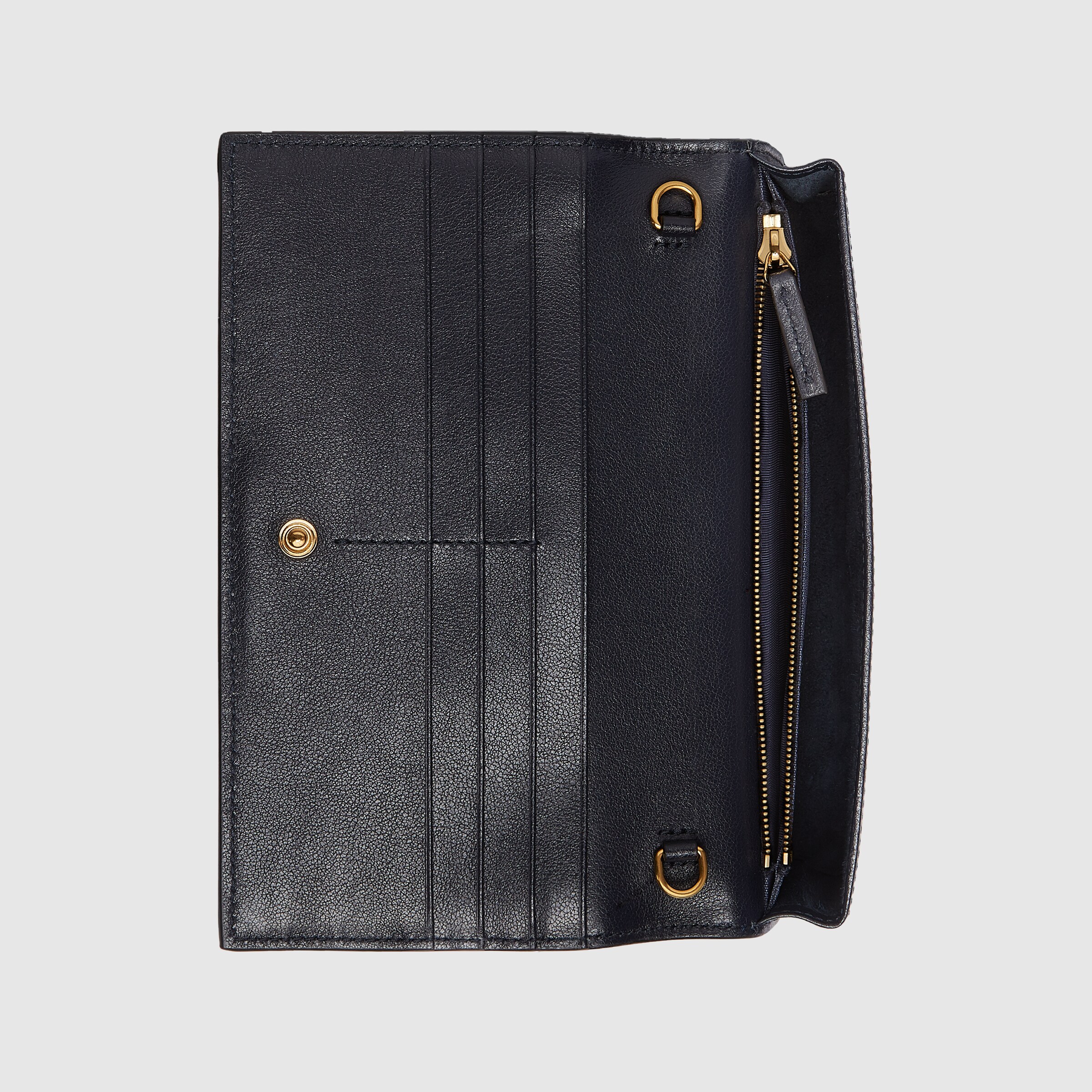 676155_UF4AX_4967_007_100_0014_Light-GG-wallet-with-chain.jpg