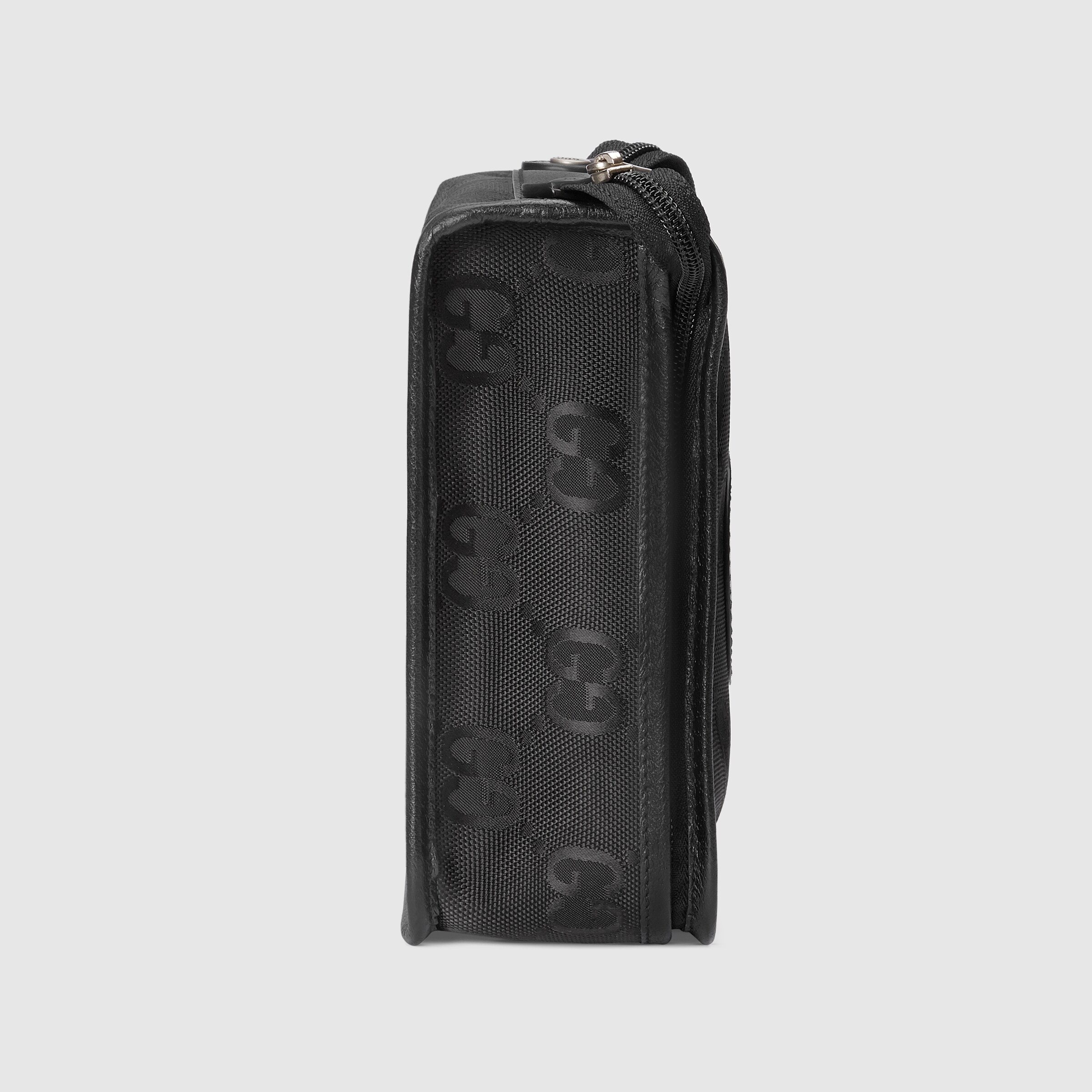 674801_UKDLN_1000_004_036_0000_Light-Gucci-Off-The-Grid-small-packing-cube.jpg