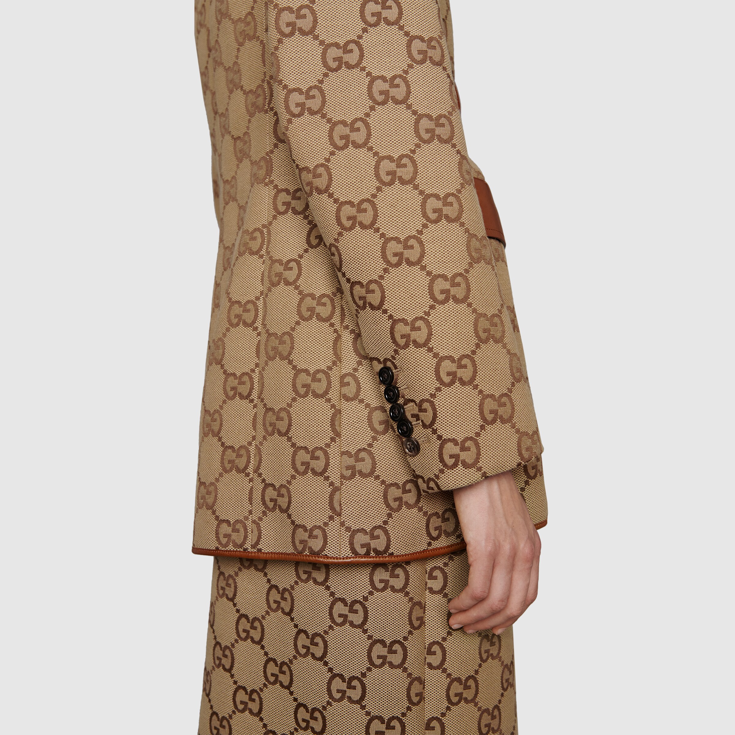 676222_Z8AS1_2184_006_100_0000_Light-The-Hacker-Project-maxi-GG-Hourglass-jacket.jpg