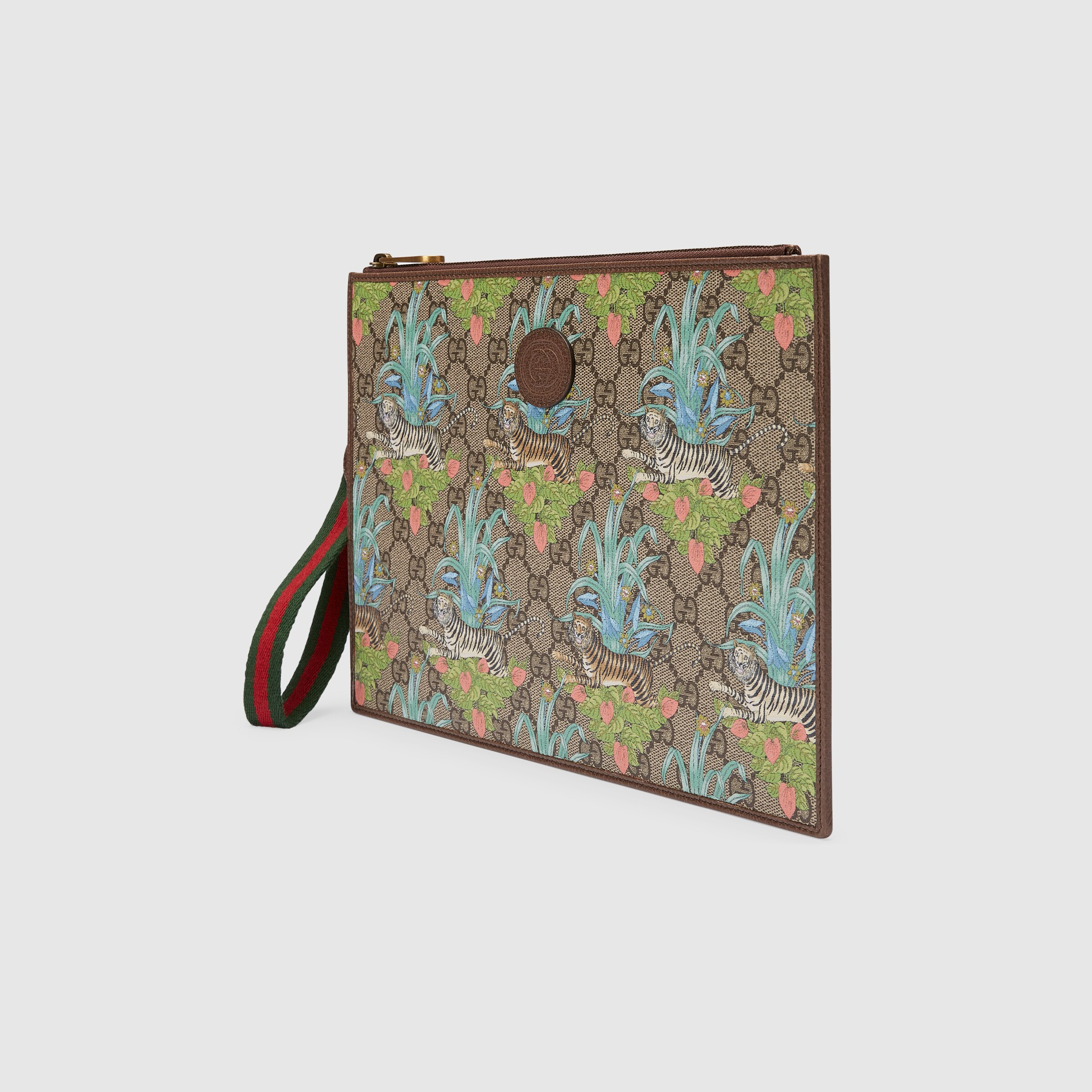 688378_UUABC_9885_002_080_0041_Light-Gucci-Tiger-print-GG-pouch.jpg