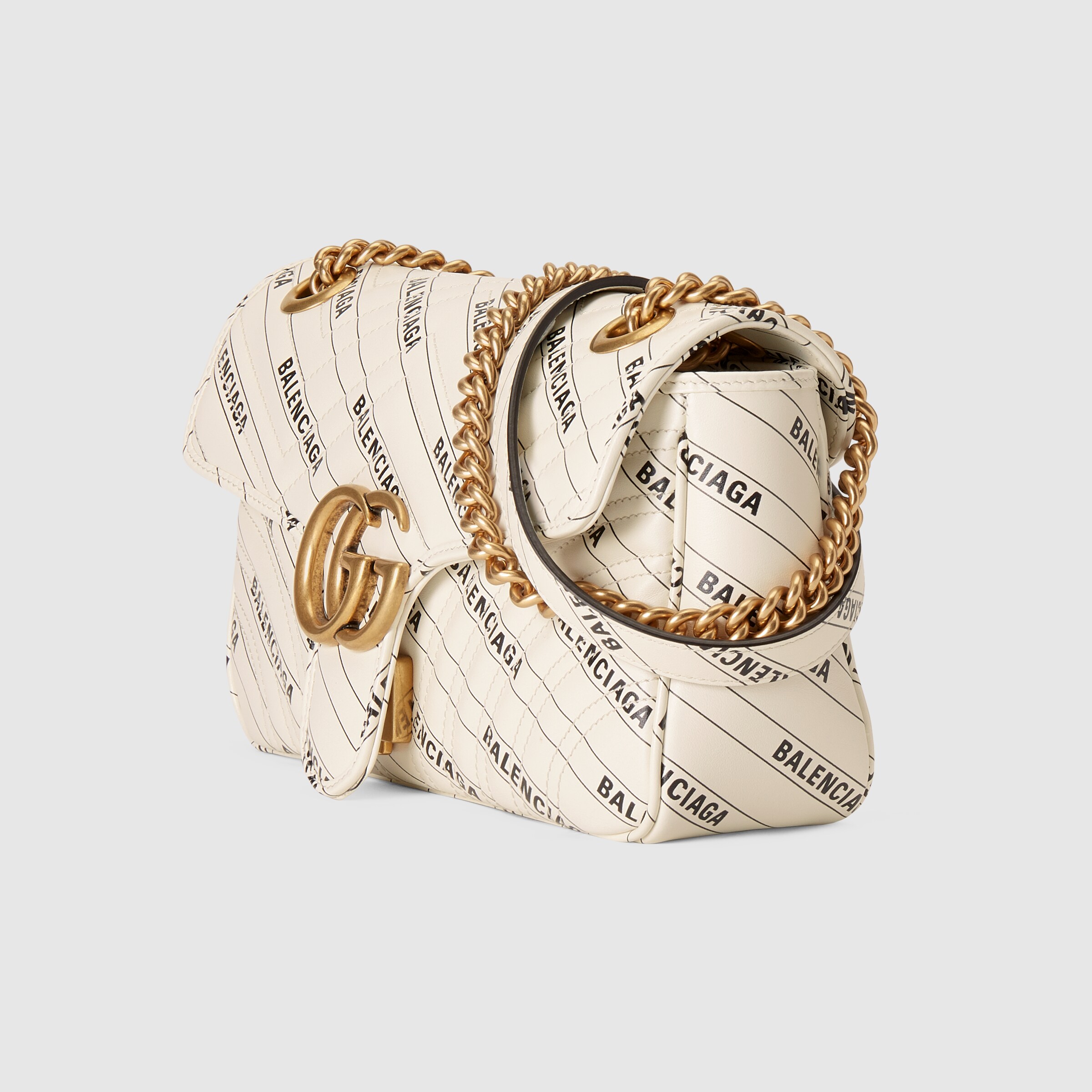 443497_UK5AT_9099_002_063_0010_Light-The-Hacker-Project-small-GG-Marmont-bag.jpg
