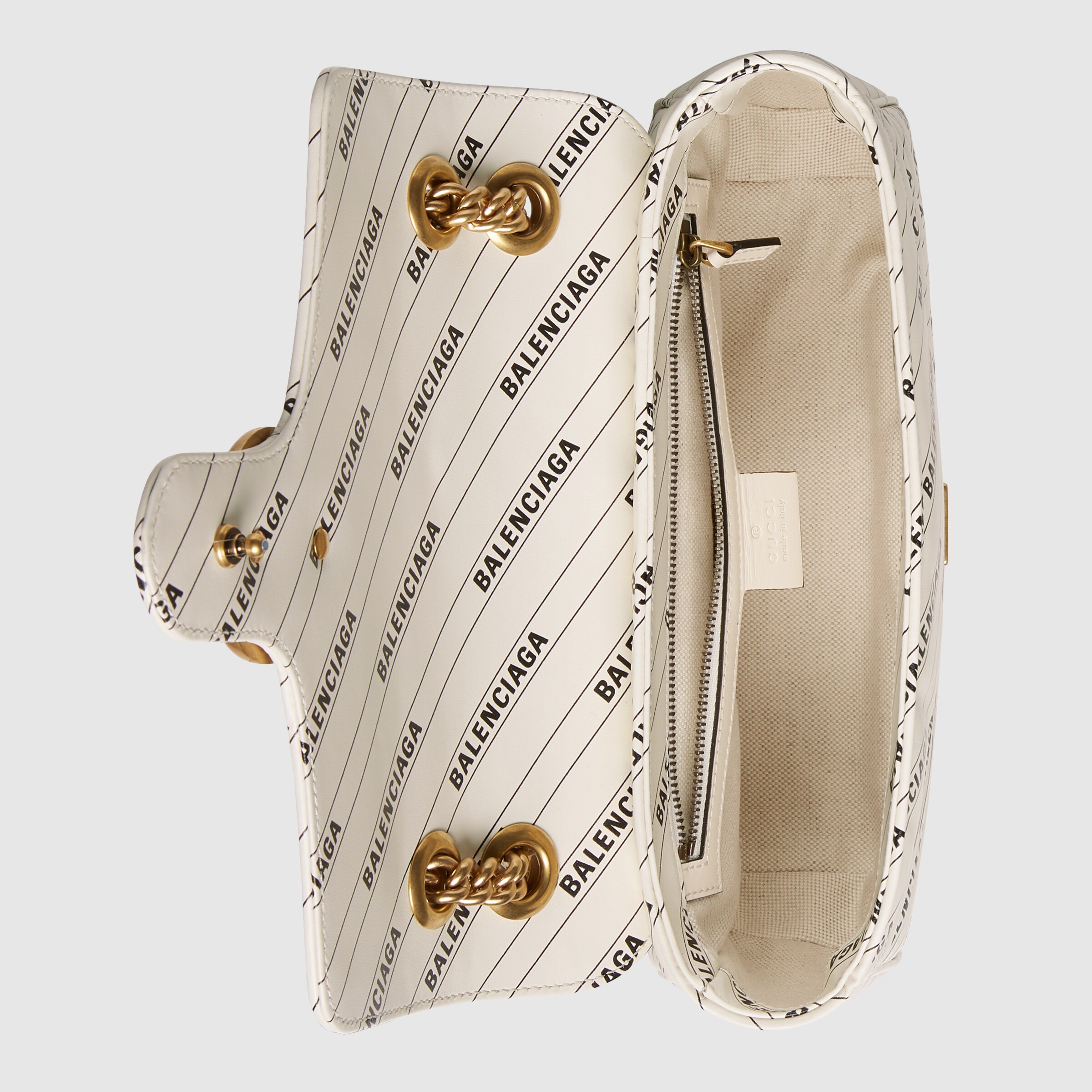 443497_UK5AT_9099_007_063_0010_Light-The-Hacker-Project-small-GG-Marmont-bag.jpg