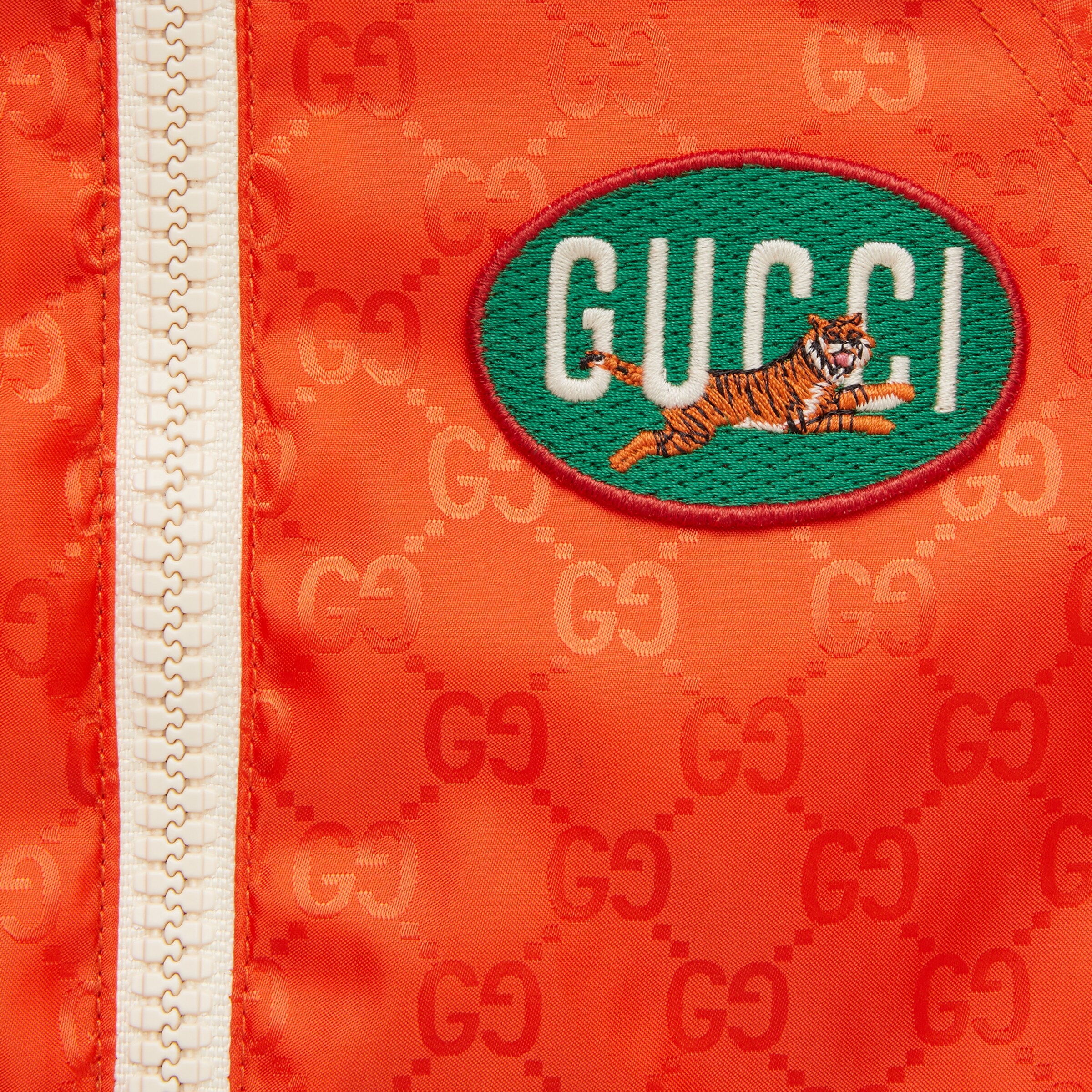 687086_XWASI_7708_011_100_0000_Light-Gucci-Tiger-Baby-GG-jacquard-nylon-jacket.jpg