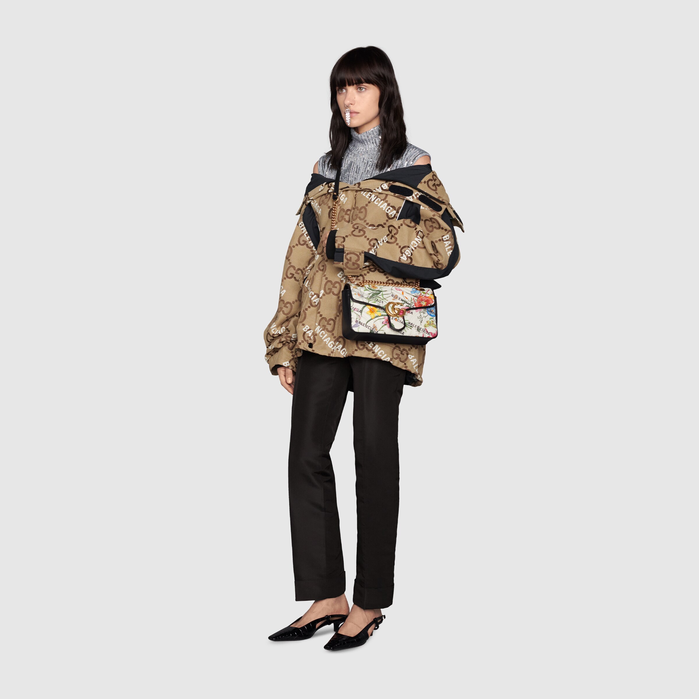 443497_UK4AT_9074_006_100_0000_Light-Online-Exclusive-The-Hacker-Project-small-GG-Marmont-bag.jpg