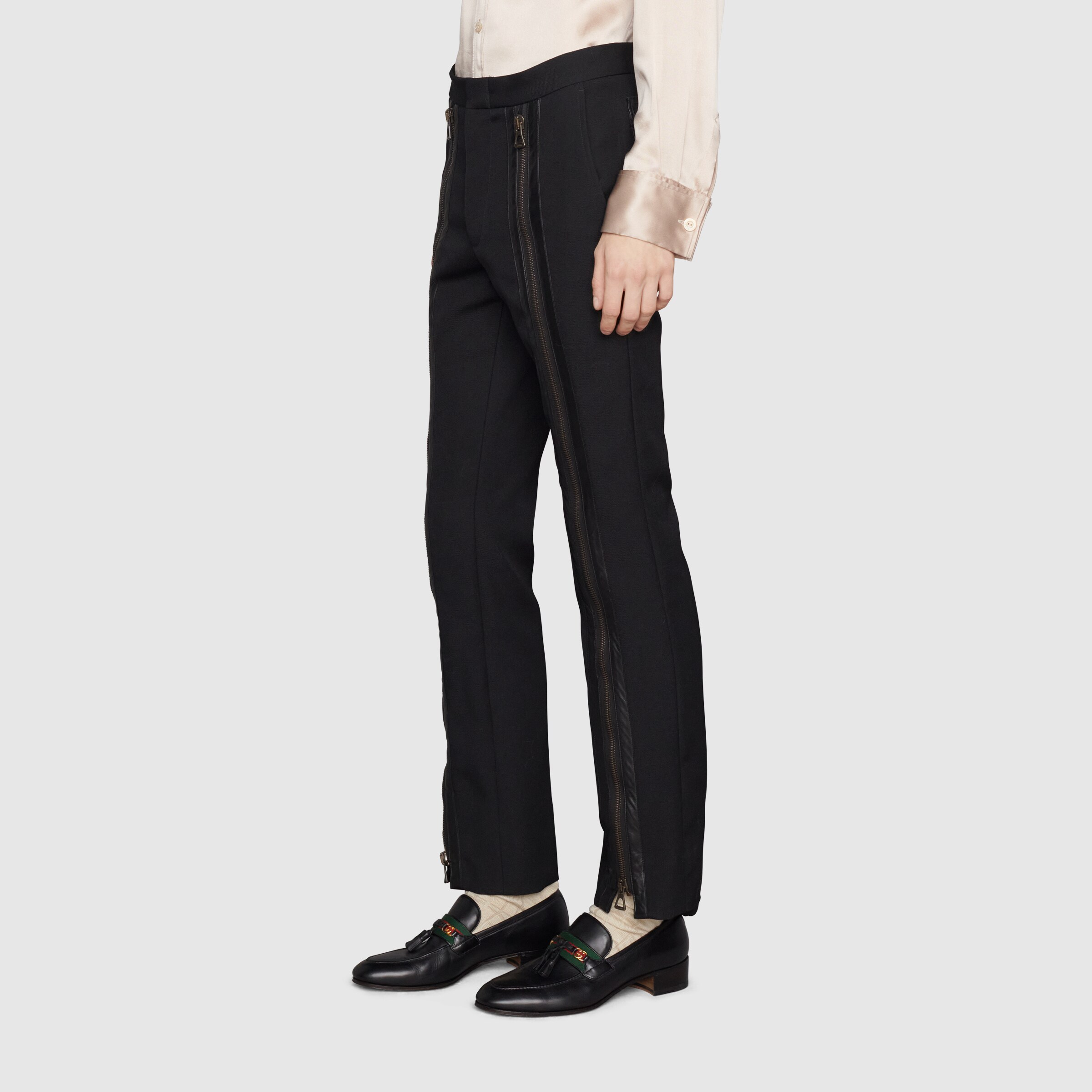 675270_Z8ASV_1000_005_100_0000_Light-Wool-trousers-with-leather-detail.jpg