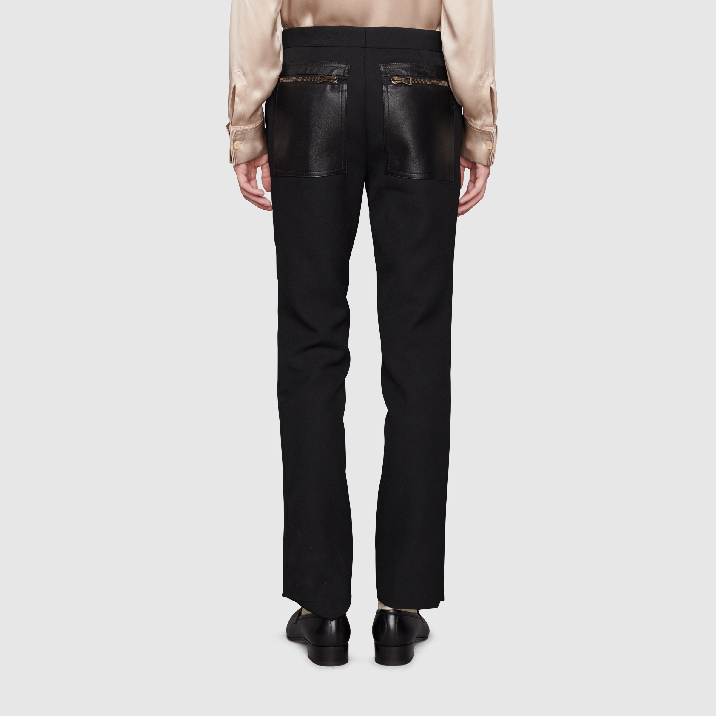 675270_Z8ASV_1000_006_100_0000_Light-Wool-trousers-with-leather-detail.jpg