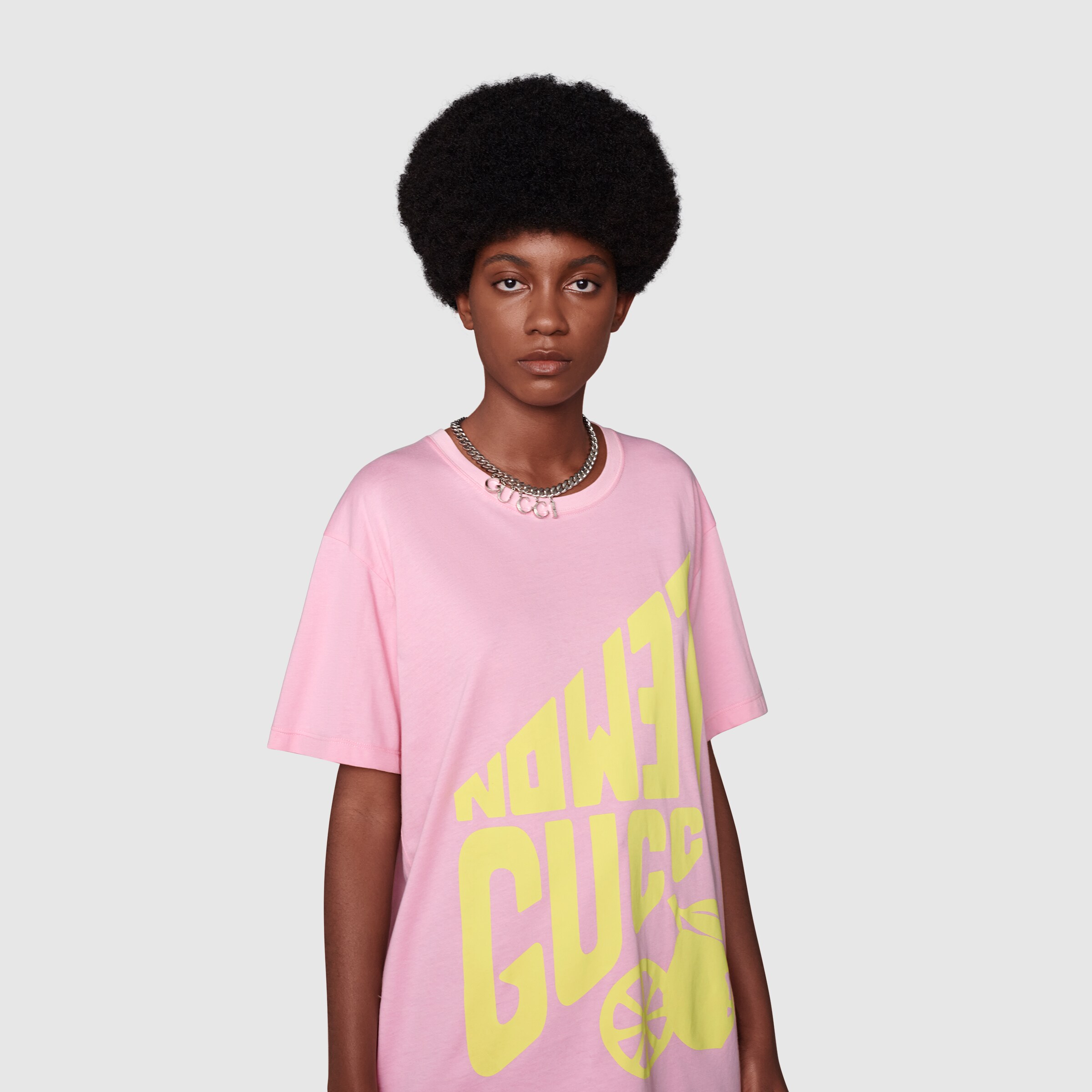 615044_XJD08_5673_010_100_0000_Light-Lemon-Gucci-print-cotton-T-shirt.jpg