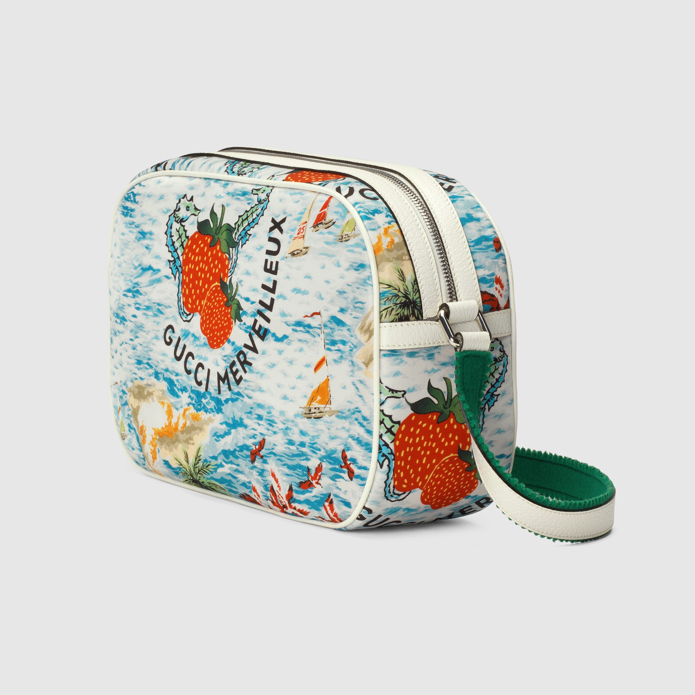682668_UQ9EN_4364_002_100_0000_Light-Childrens-strawberry-shoulder-bag.jpg