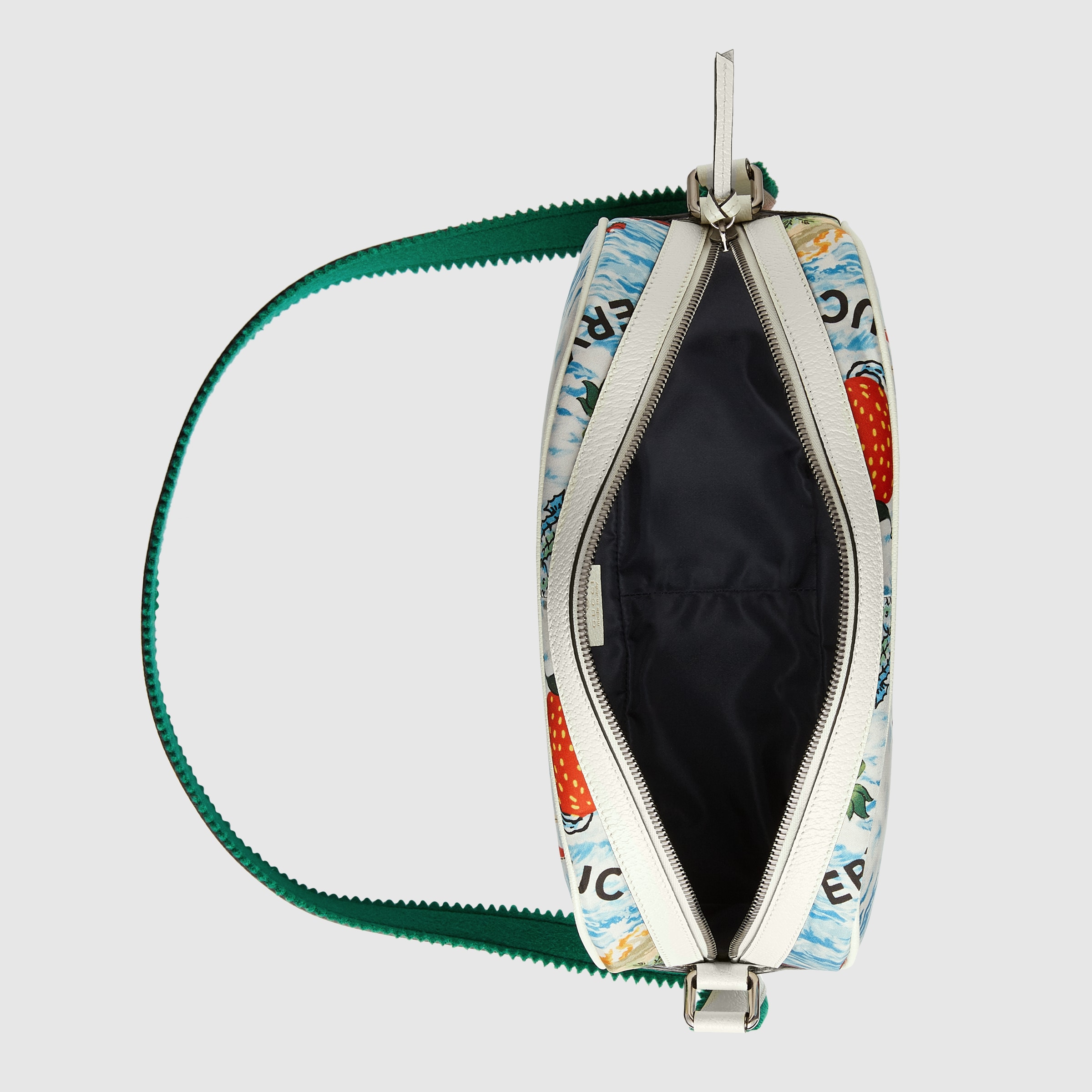 682668_UQ9EN_4364_007_100_0000_Light-Childrens-strawberry-shoulder-bag.jpg
