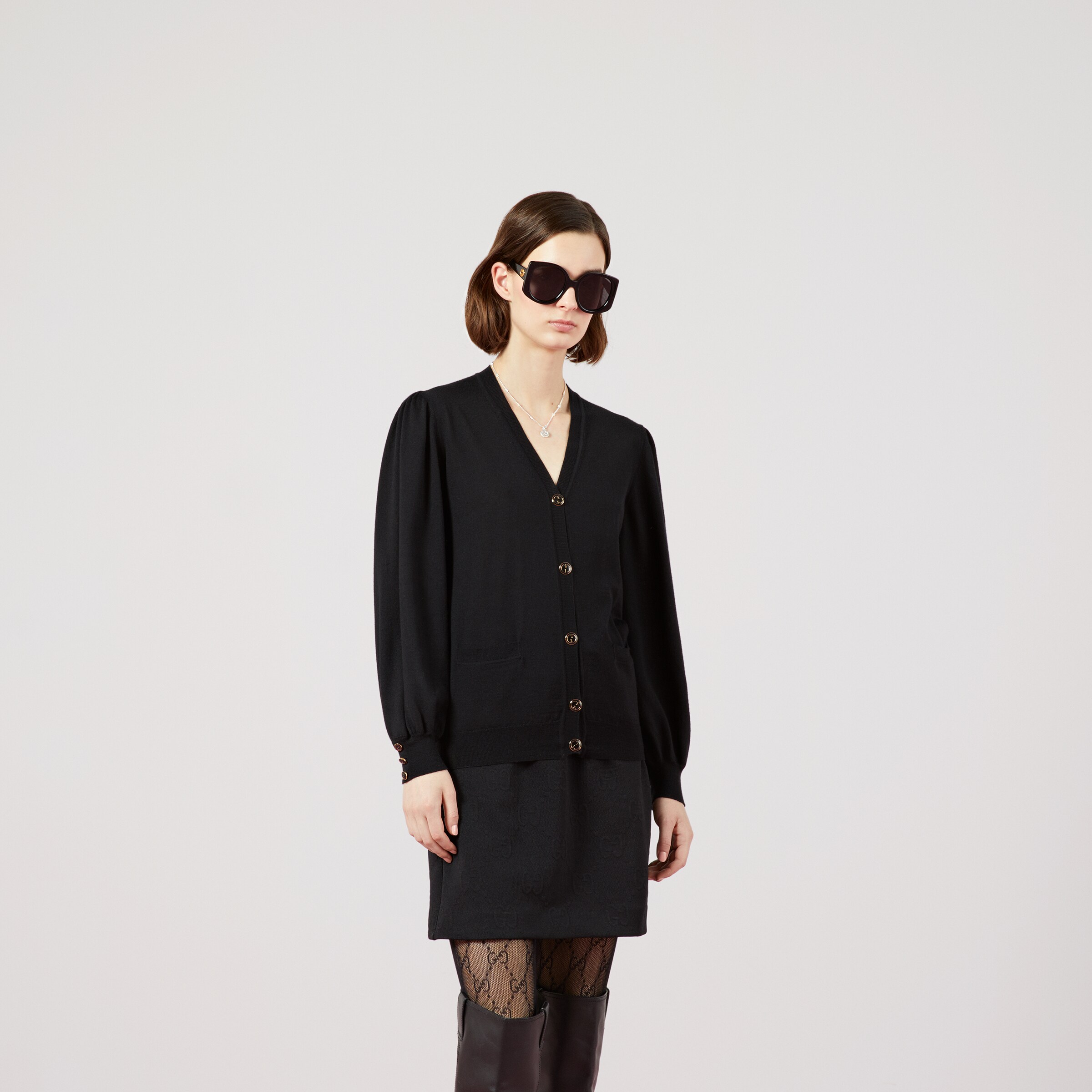 678441_XKB1R_1043_010_100_0000_Light-Cashmere-cardigan.jpg